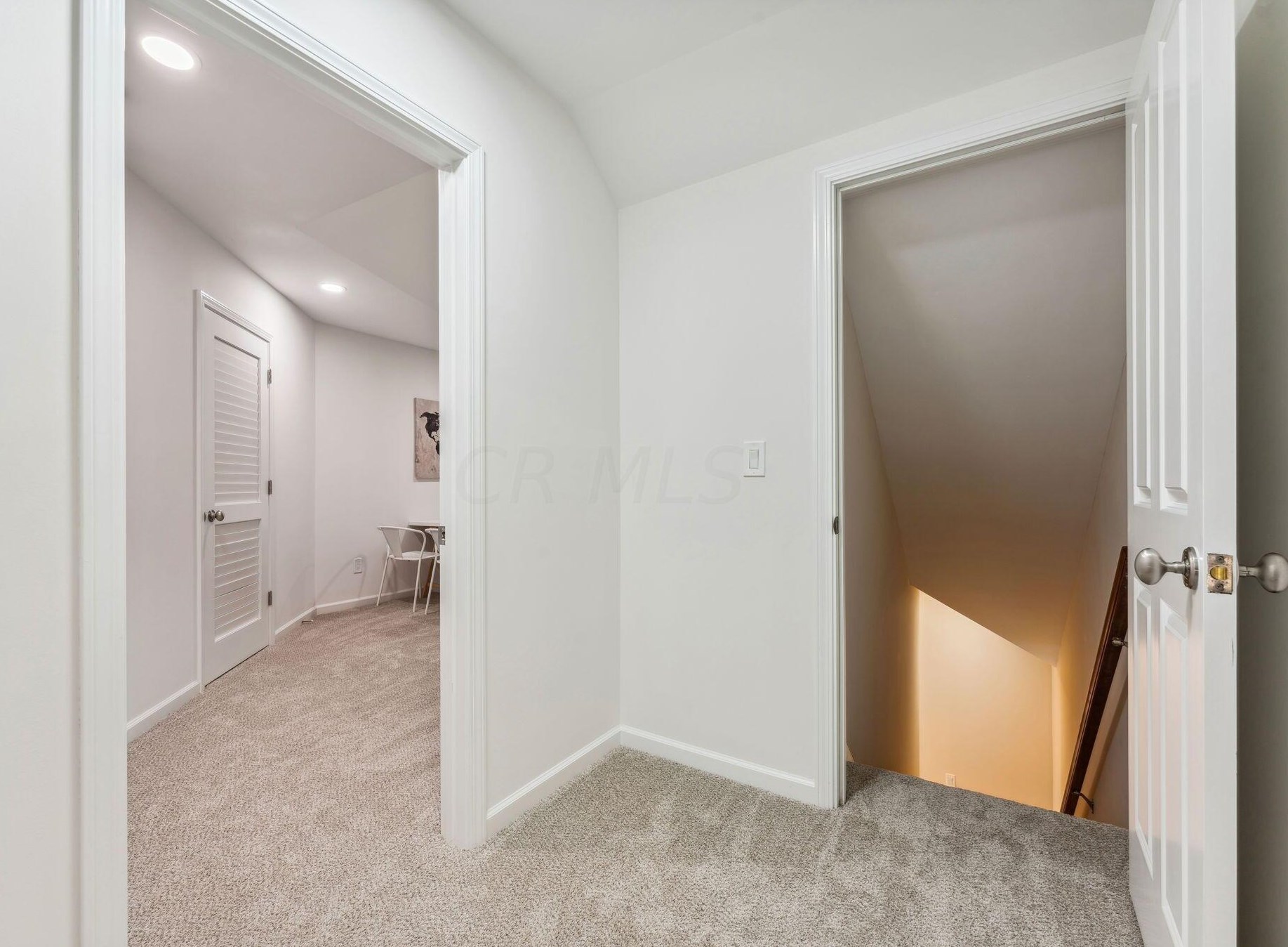 2781 Edgewood Rd, Columbus OH 43220-4517 exterior