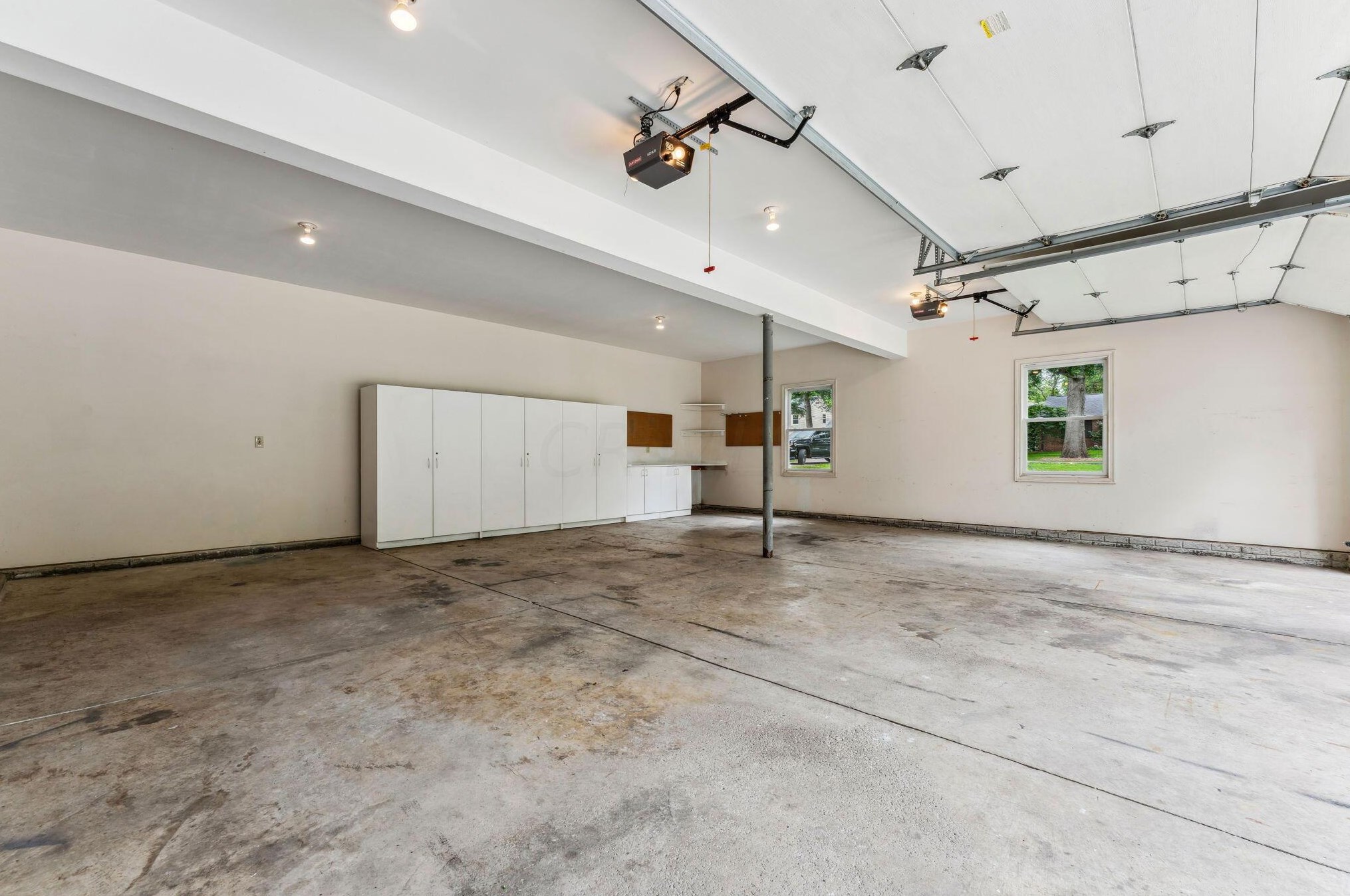 2781 Edgewood Rd, Columbus OH 43220-4517 exterior