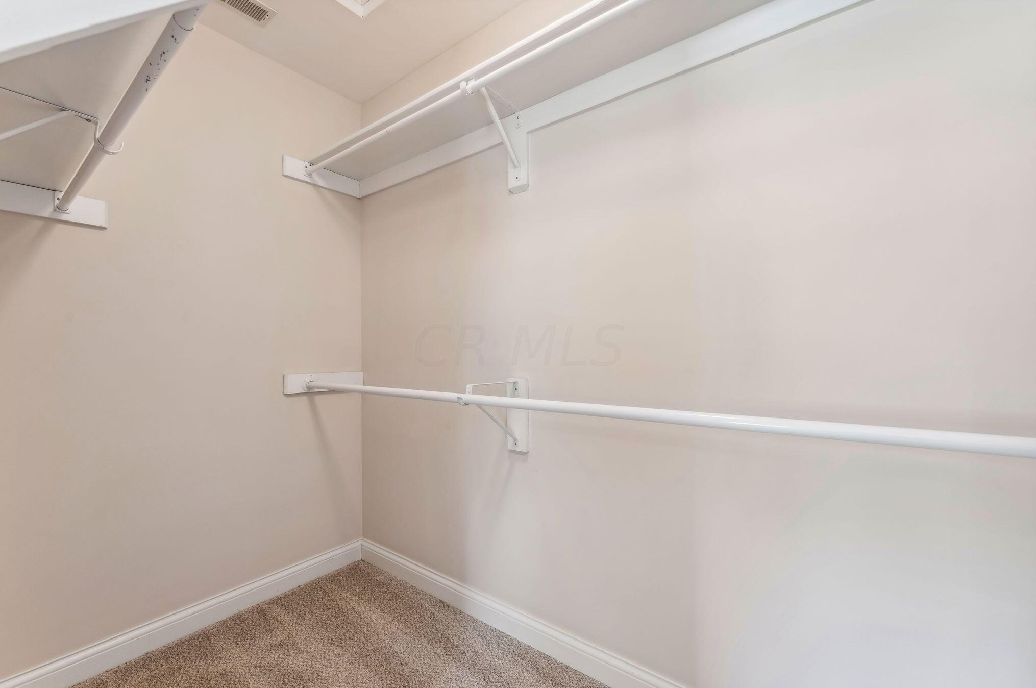 2781 Edgewood Rd, Columbus OH 43220-4517 exterior