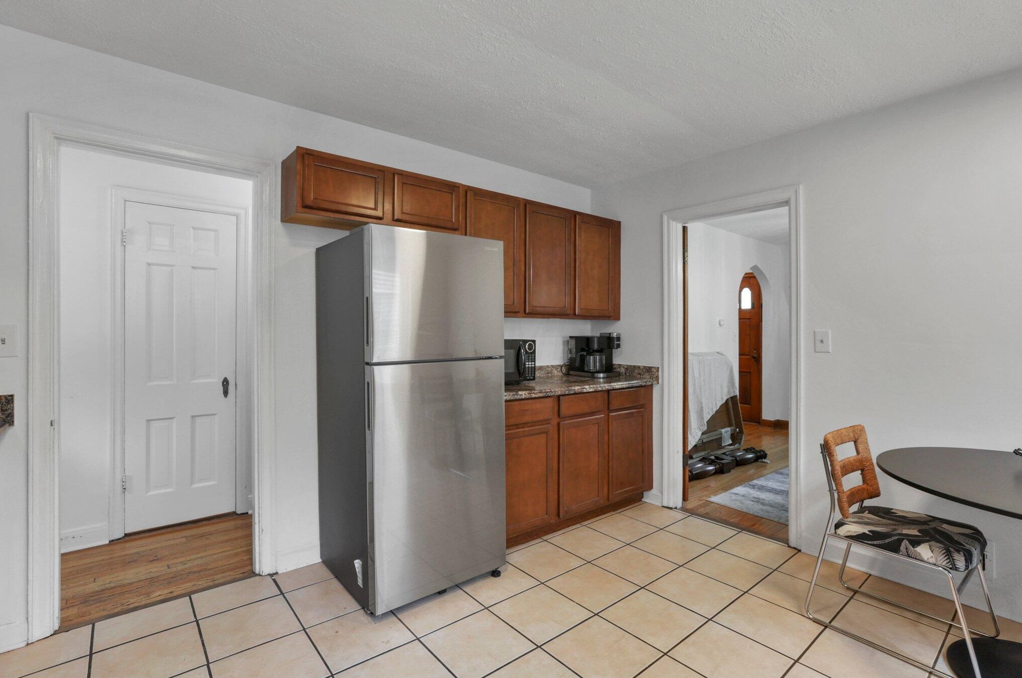 80 Edgevale Rd, Columbus OH 43221-1215 exterior