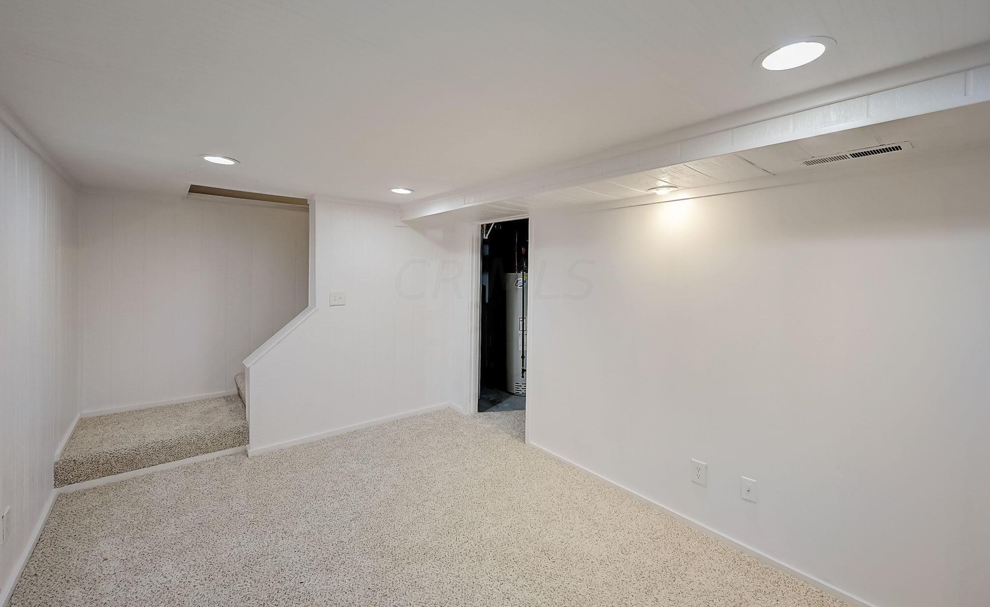 2585 Olde Hill Ct, Columbus OH  43221-3678 exterior