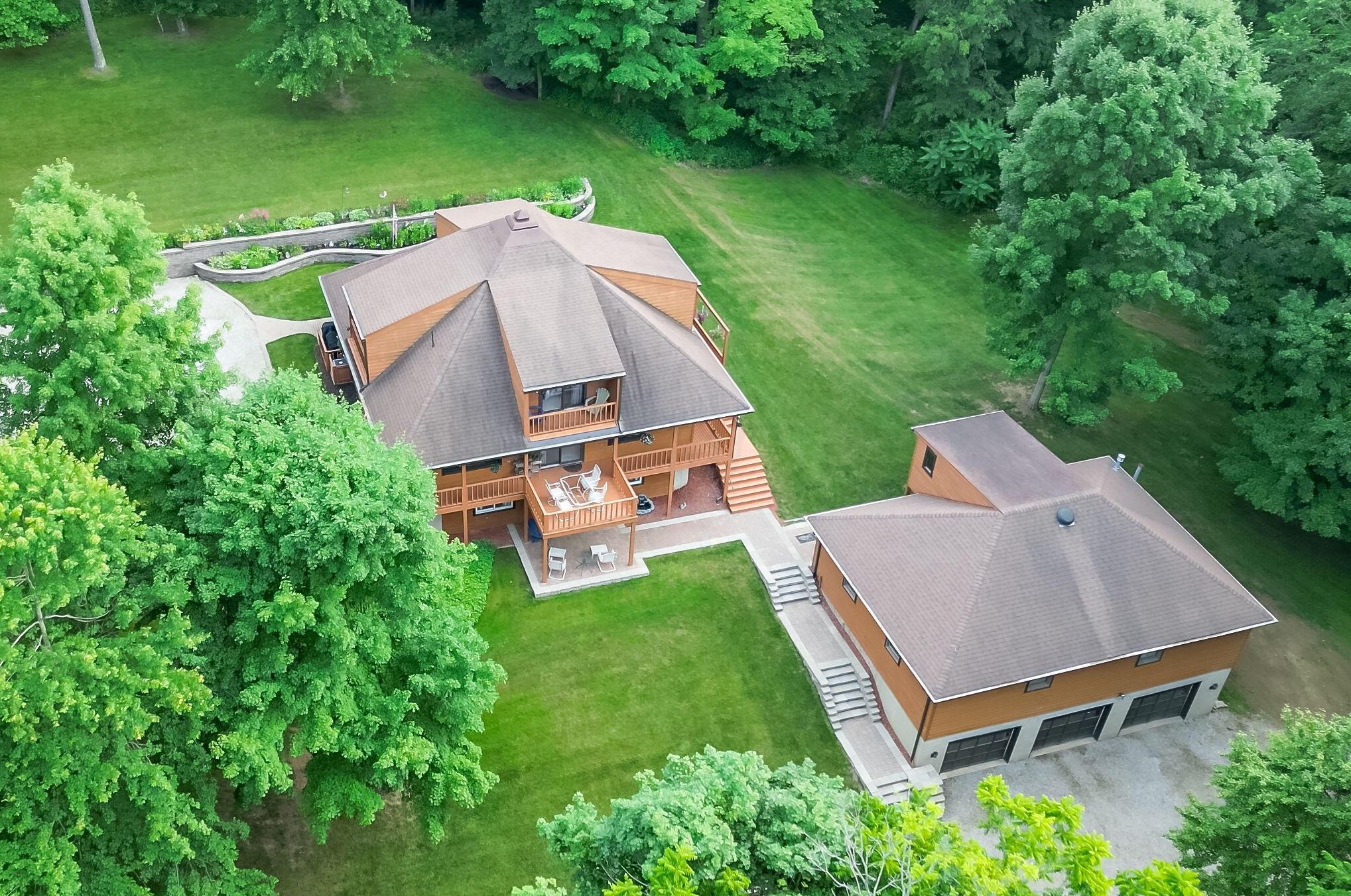 13985 N Liberty Rd, Mount Vernon, OH 43050