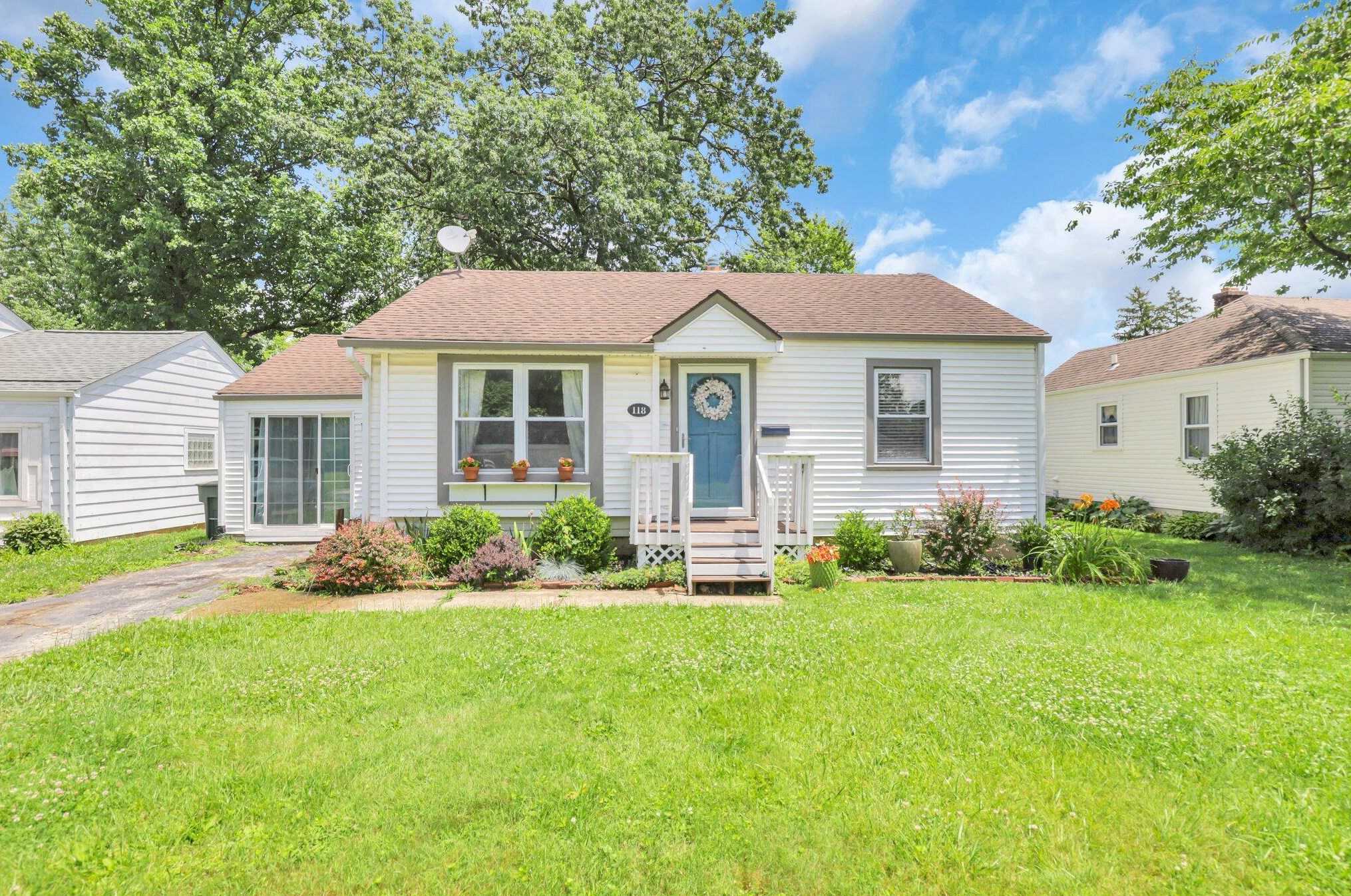 118 Gould Rd, Columbus OH 43209-1175 exterior