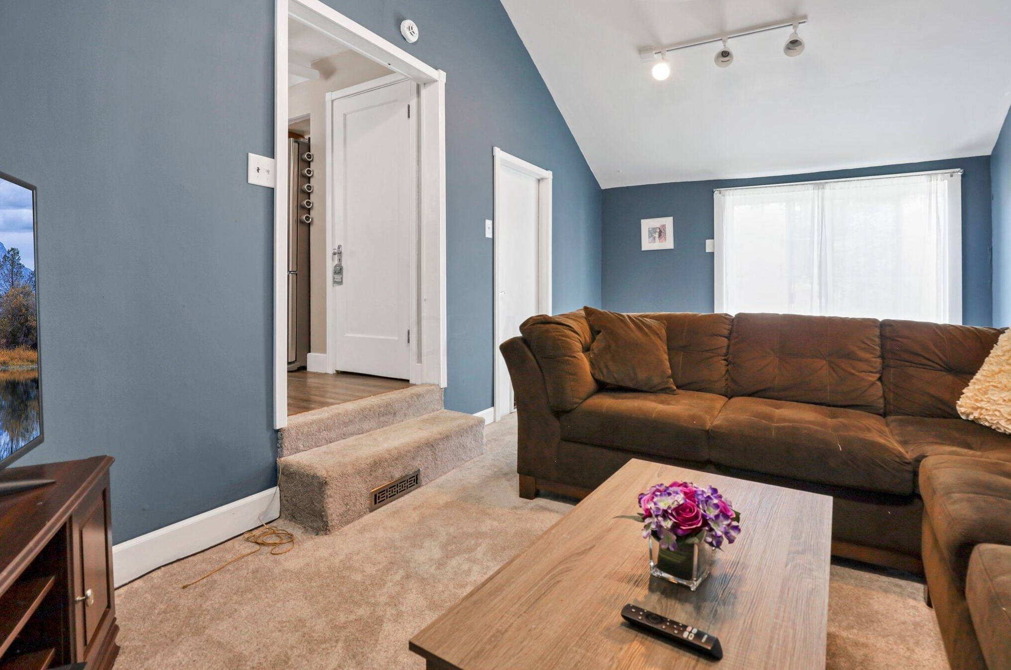 118 Gould Rd, Columbus OH 43209-1175 exterior