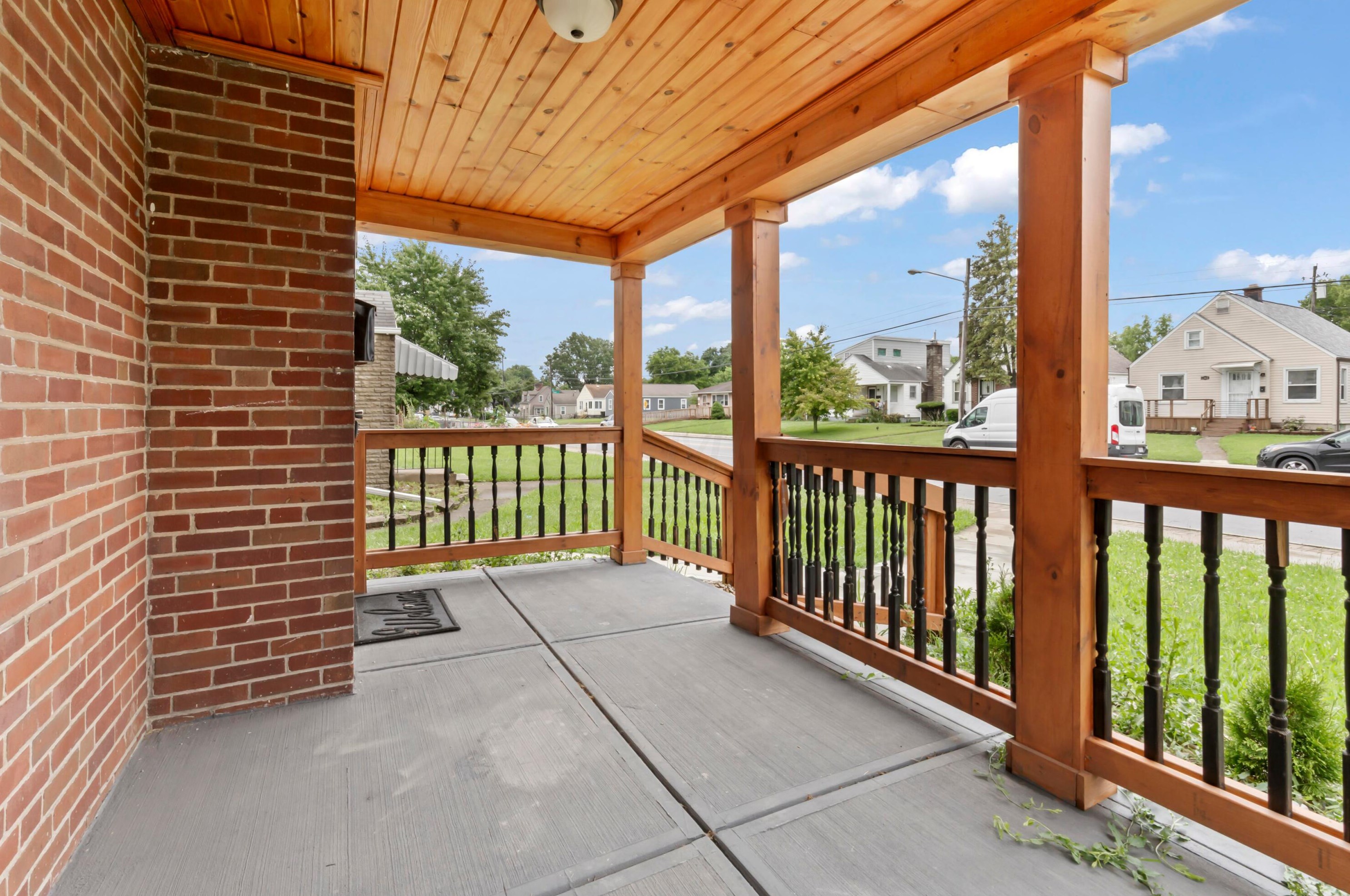 1468 Whittier St, Columbus OH 43206-1864 exterior