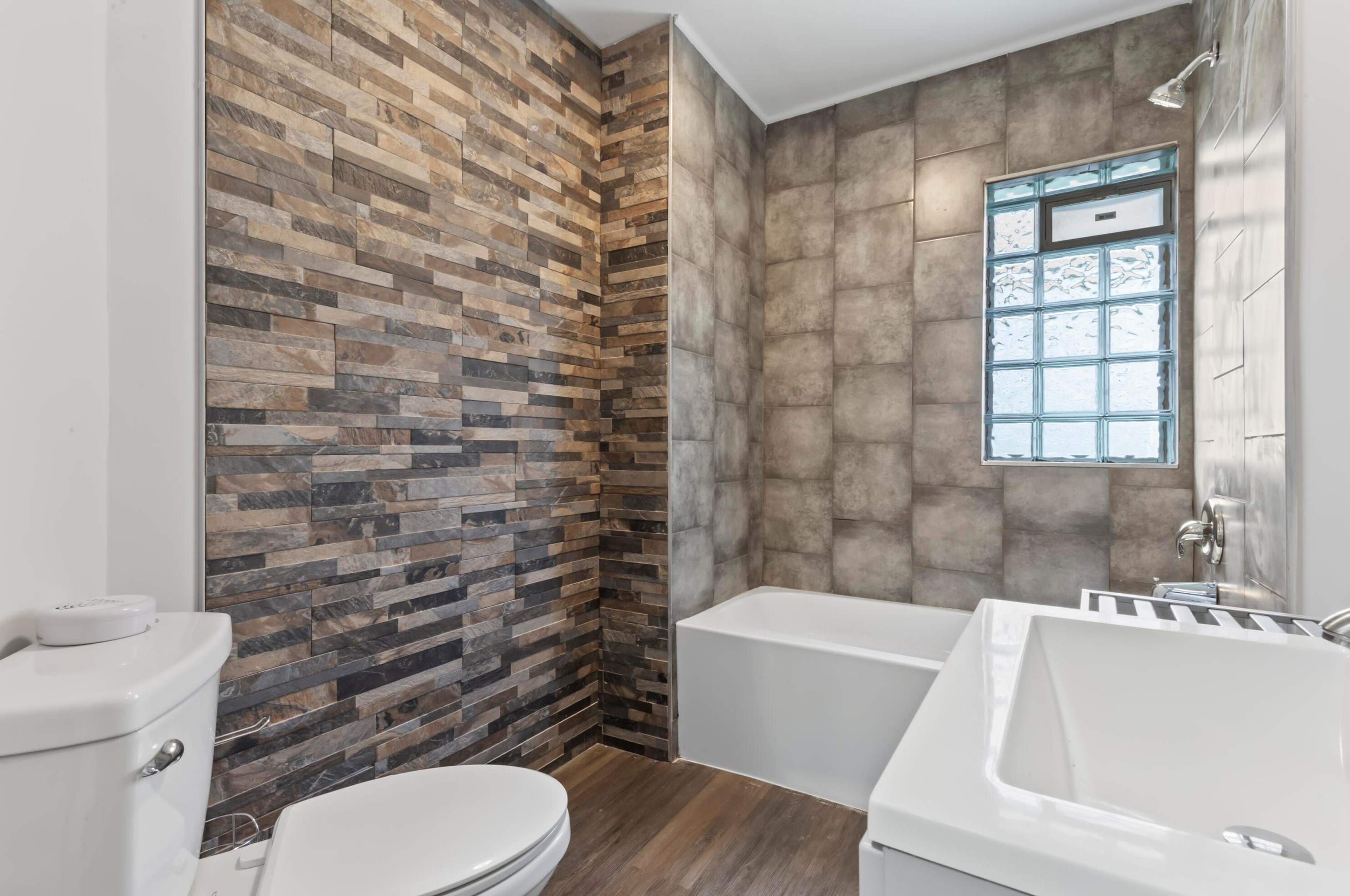 1468 Whittier St, Columbus OH 43206-1864 exterior