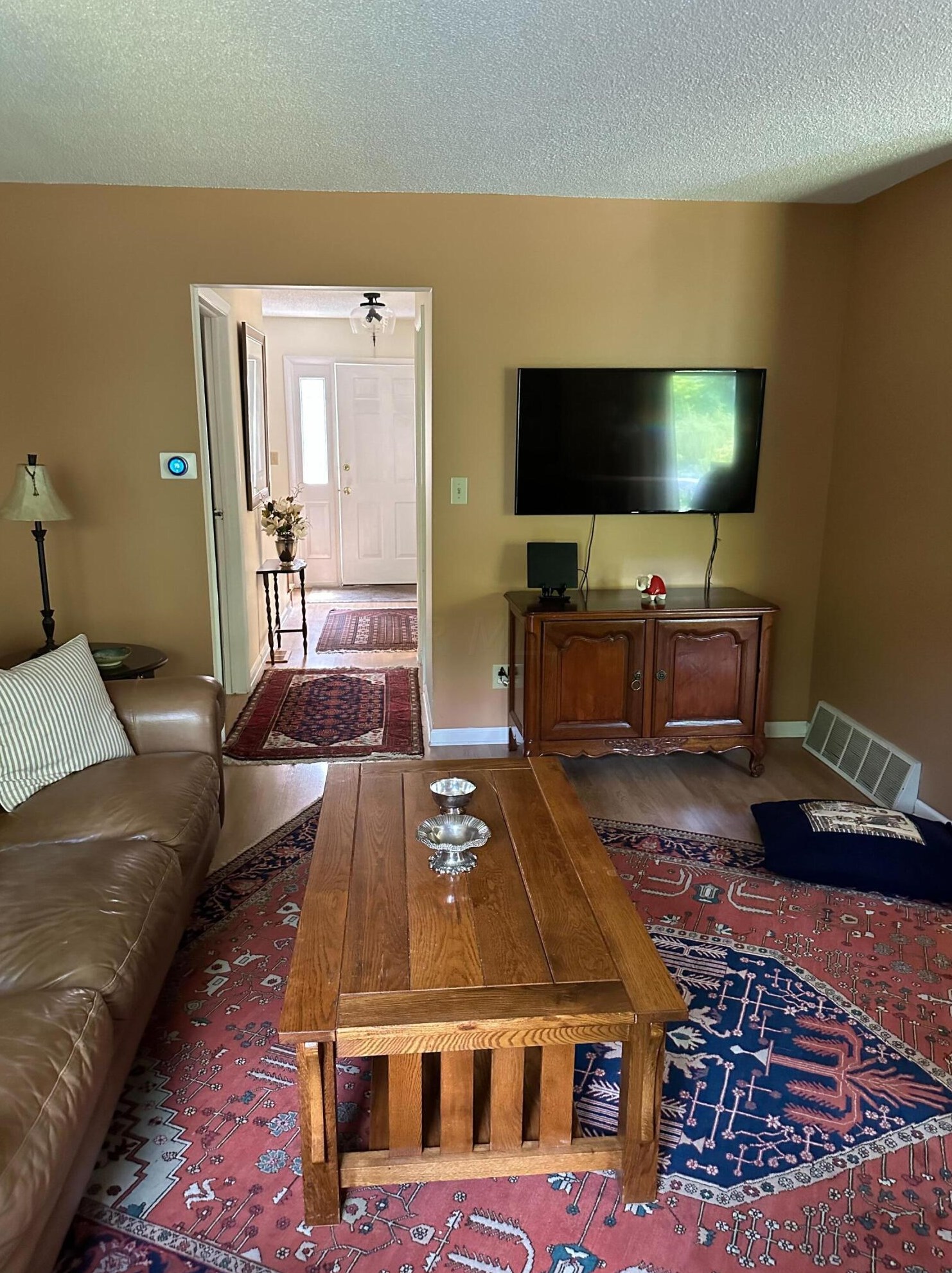 852 Tamara Dr, Columbus OH 43230-3273 exterior