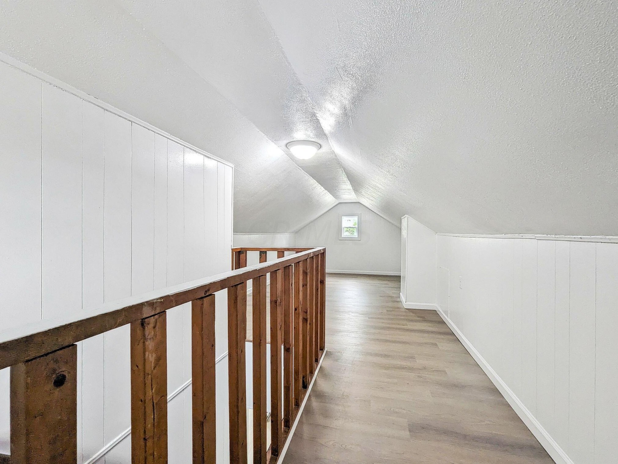 2678 Eakin Rd, Columbus OH 43204-2819 exterior