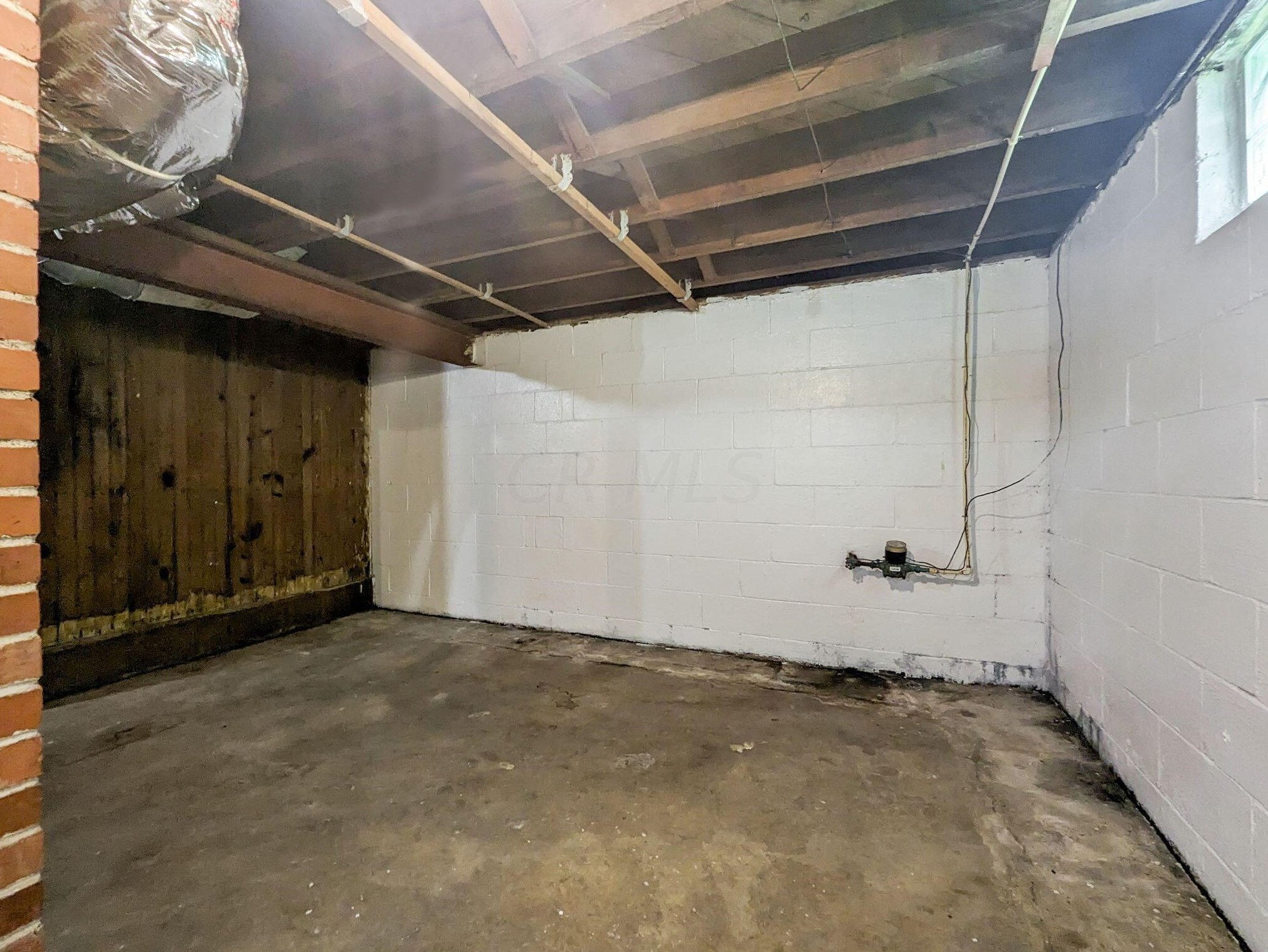 2678 Eakin Rd, Columbus OH 43204-2819 exterior