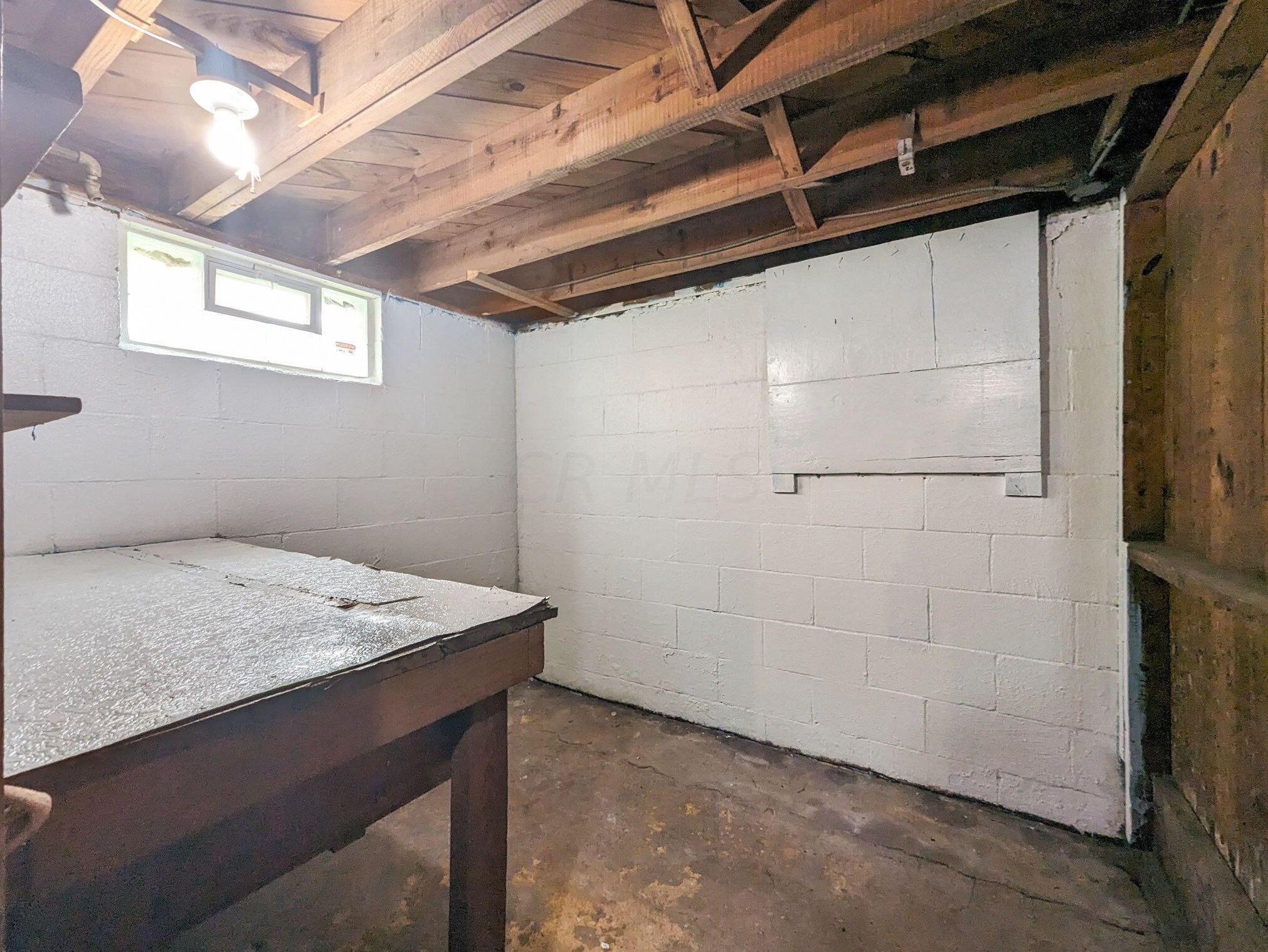 2678 Eakin Rd, Columbus OH 43204-2819 exterior