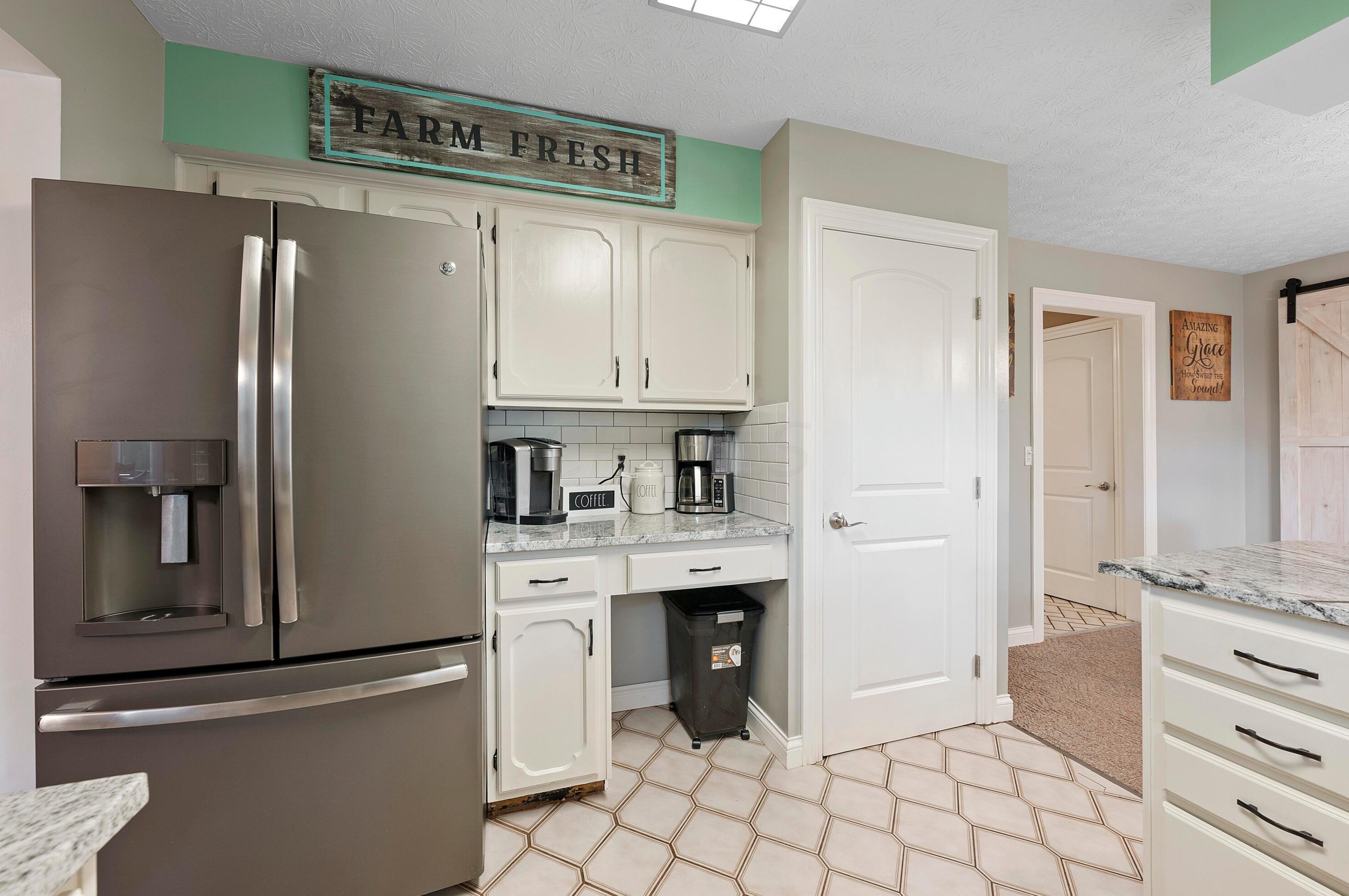 5020 Etna Rd, Columbus OH 43213-1948 exterior