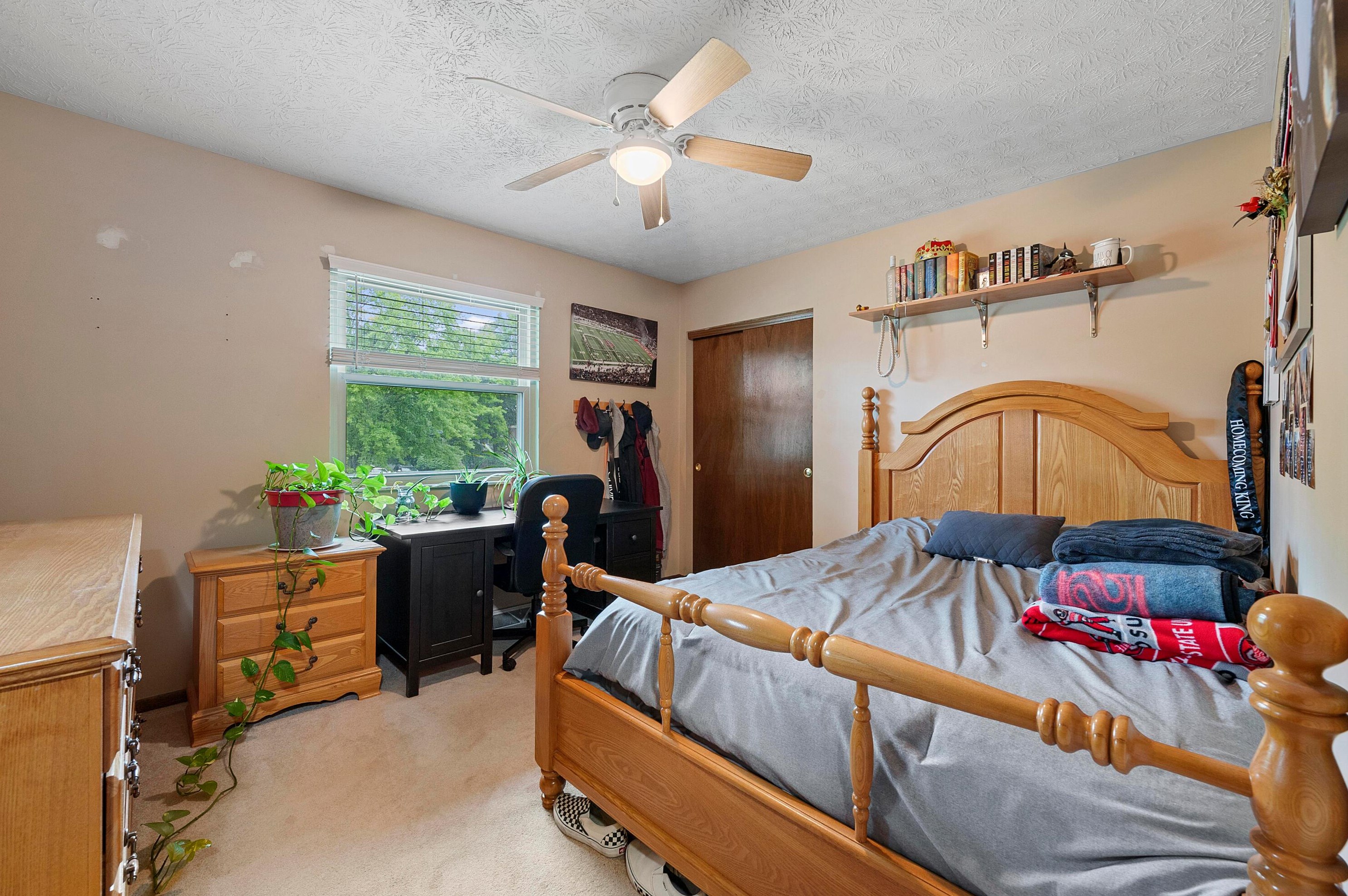 5020 Etna Rd, Columbus OH 43213-1948 exterior