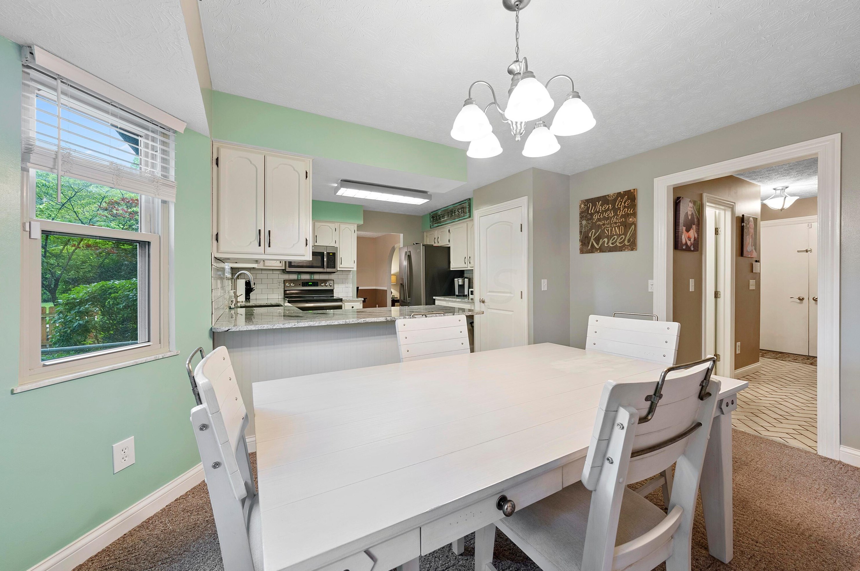 5020 Etna Rd, Columbus OH 43213-1948 exterior