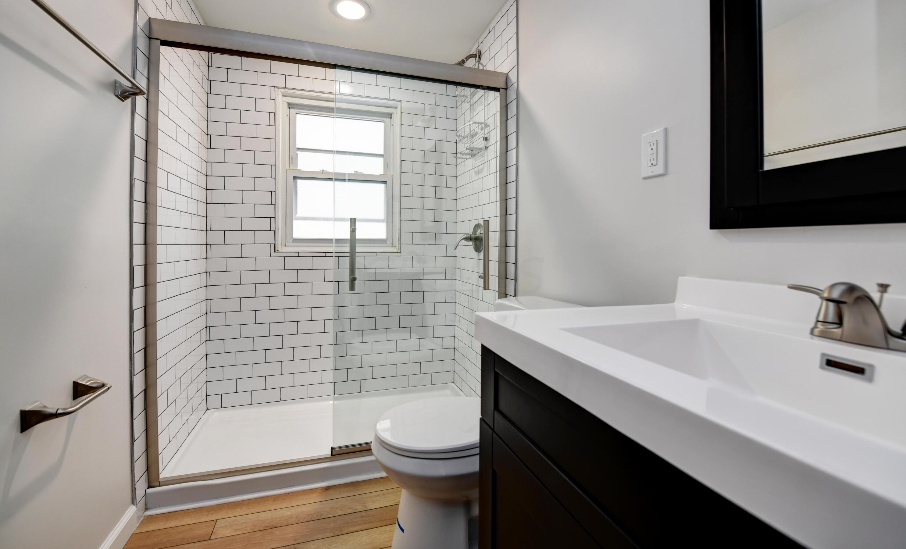 1569 Elmore Ave, Columbus OH 43224-2834 exterior