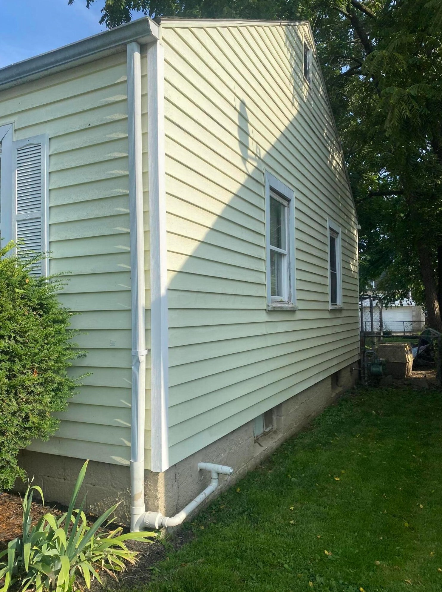1235 E 23rd Ave, Columbus, OH 43211