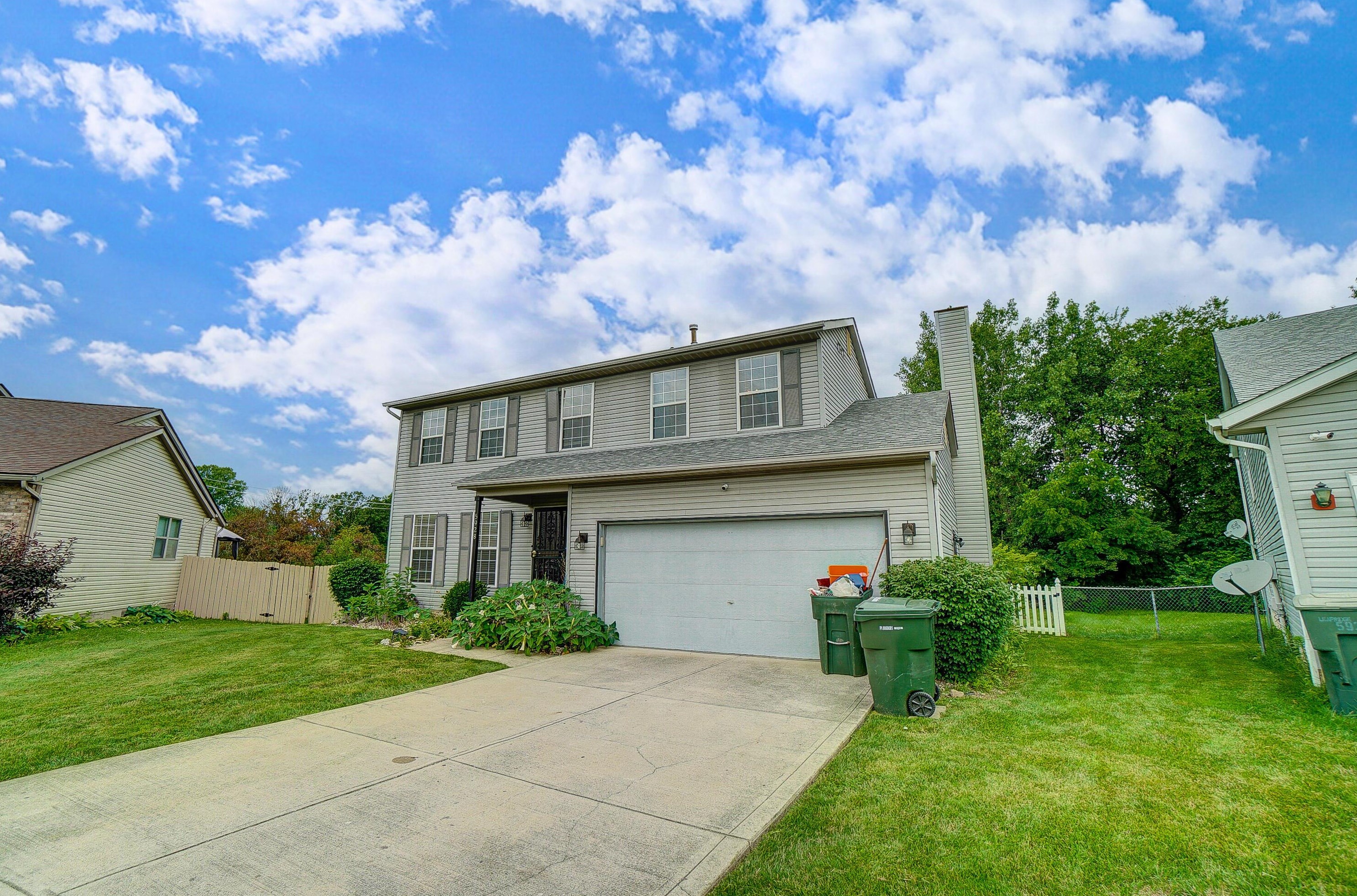 5928 Leafridge Ln, Columbus, OH 43232-7735
