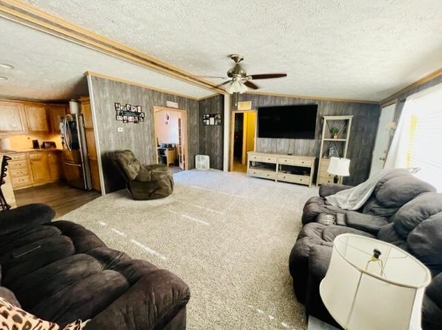 453 Newark Ave, Thornville OH  43076-9352 exterior