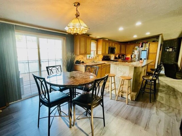 453 Newark Ave, Thornville OH  43076-9352 exterior