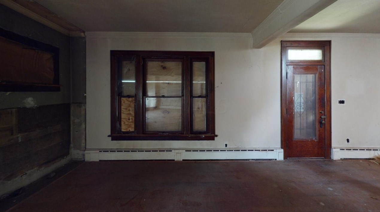 2494 4th St, Columbus OH 43202-2743 exterior