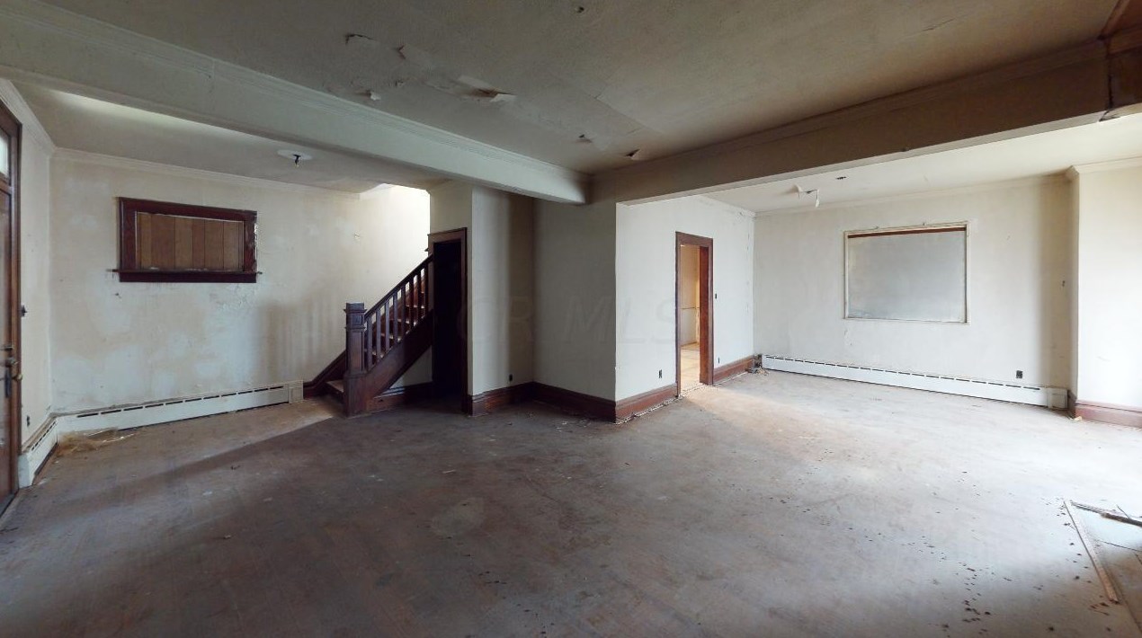 2494 4th St, Columbus OH 43202-2743 exterior