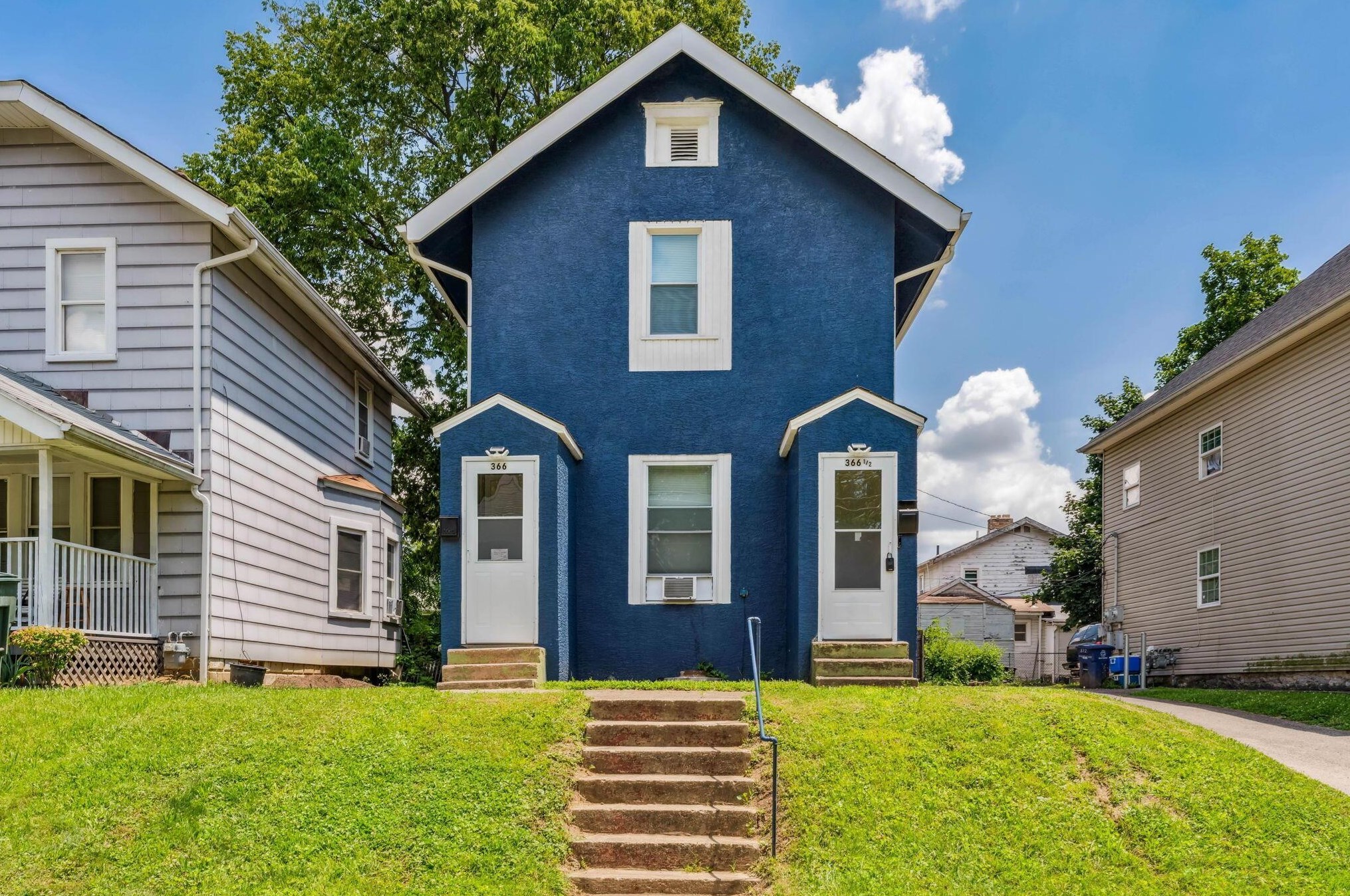 366-366 Wrexham Ave #1/2, Columbus, OH 43223