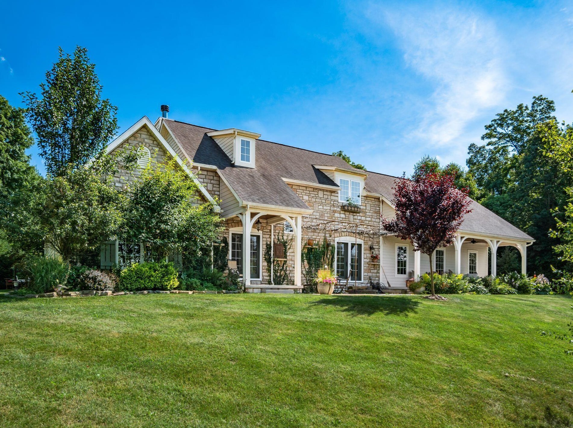 4611 Philipps Rd, Granville, OH 43023-9710