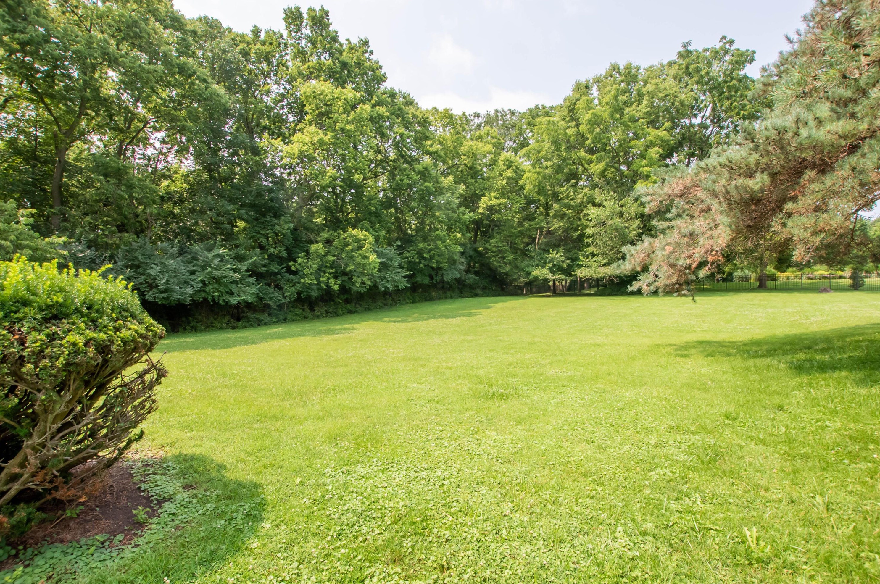 4376 Dublin Rd, Columbus OH 43221-5001 exterior