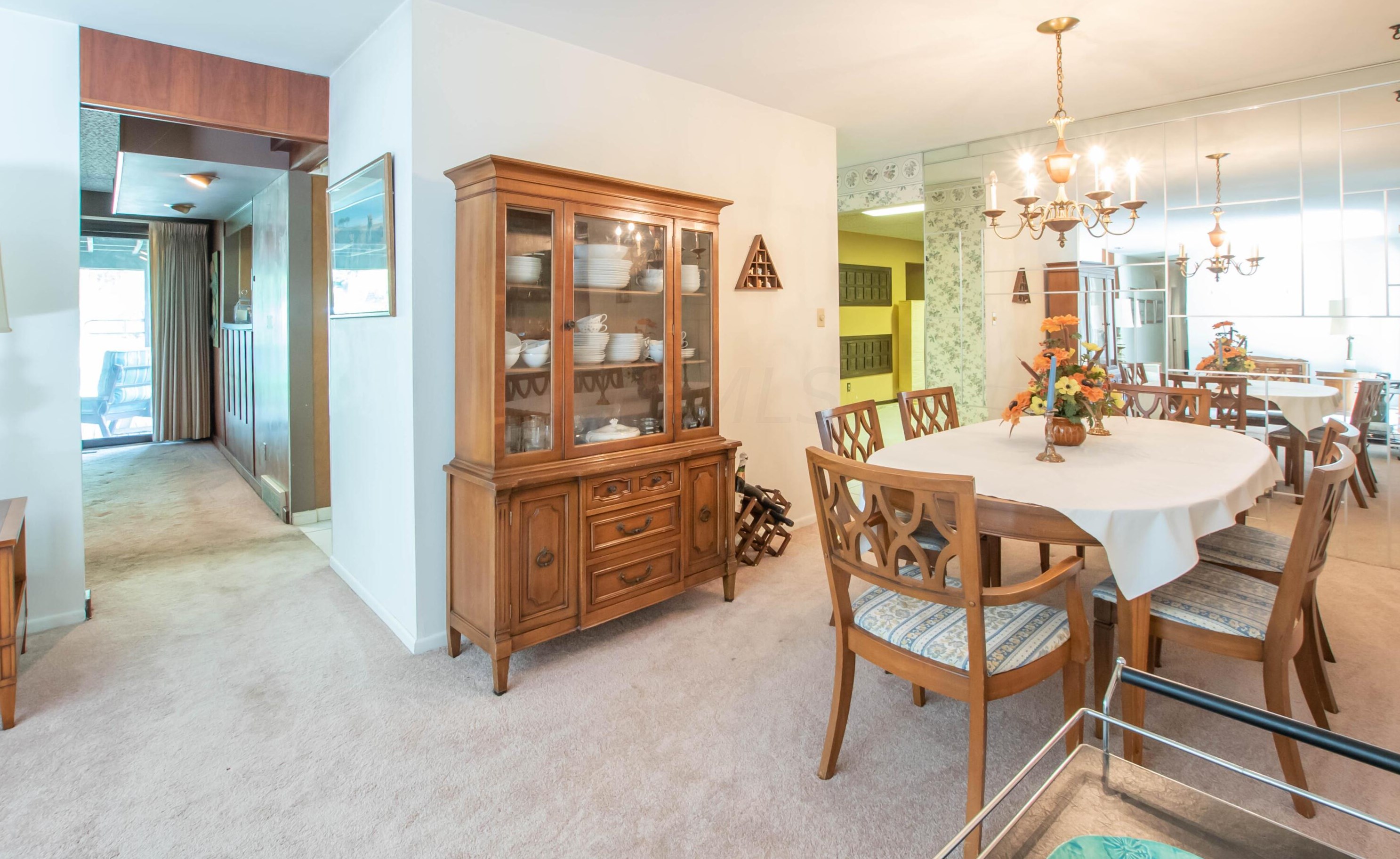 4376 Dublin Rd, Columbus OH 43221-5001 exterior