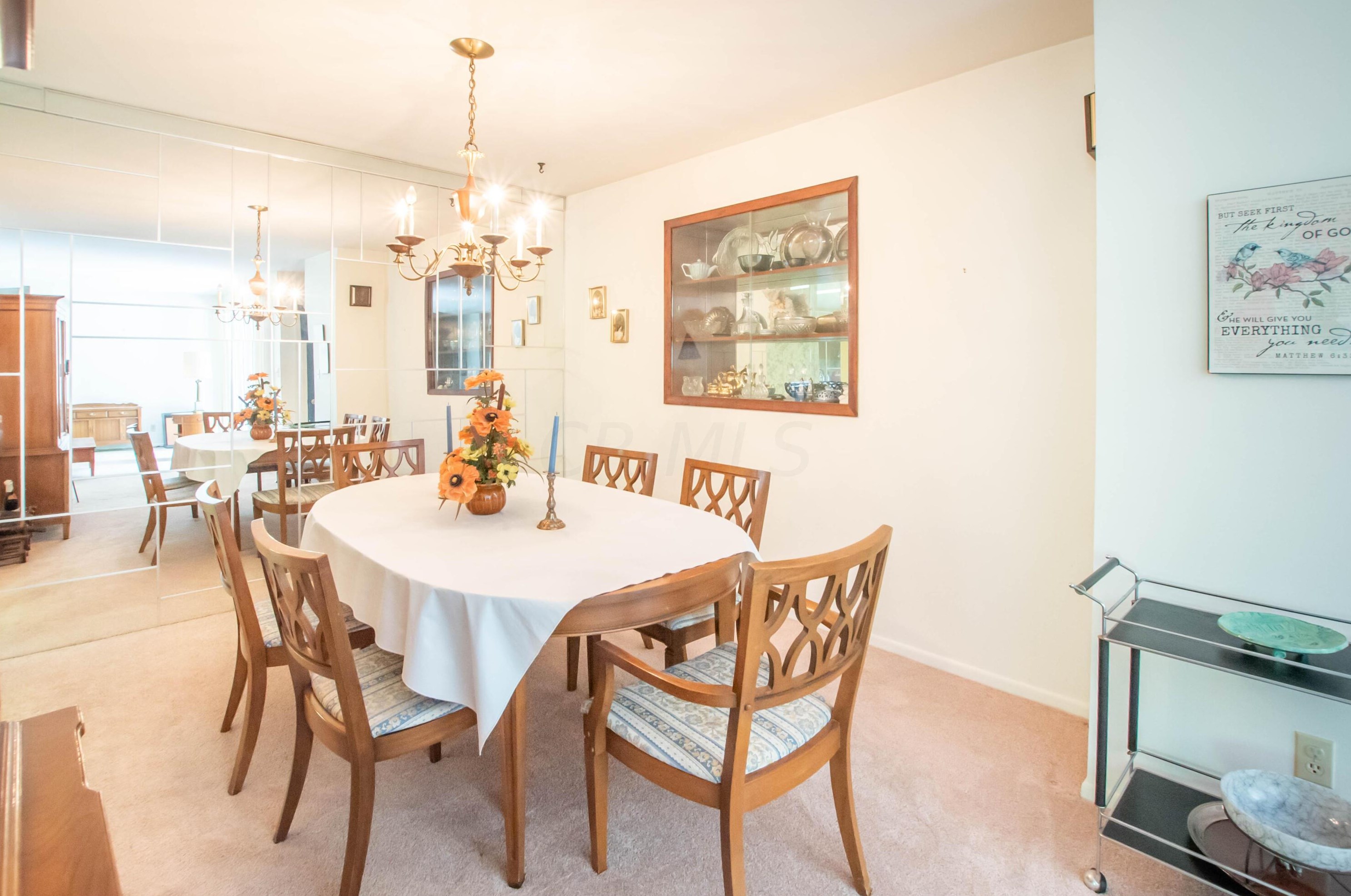 4376 Dublin Rd, Columbus OH 43221-5001 exterior