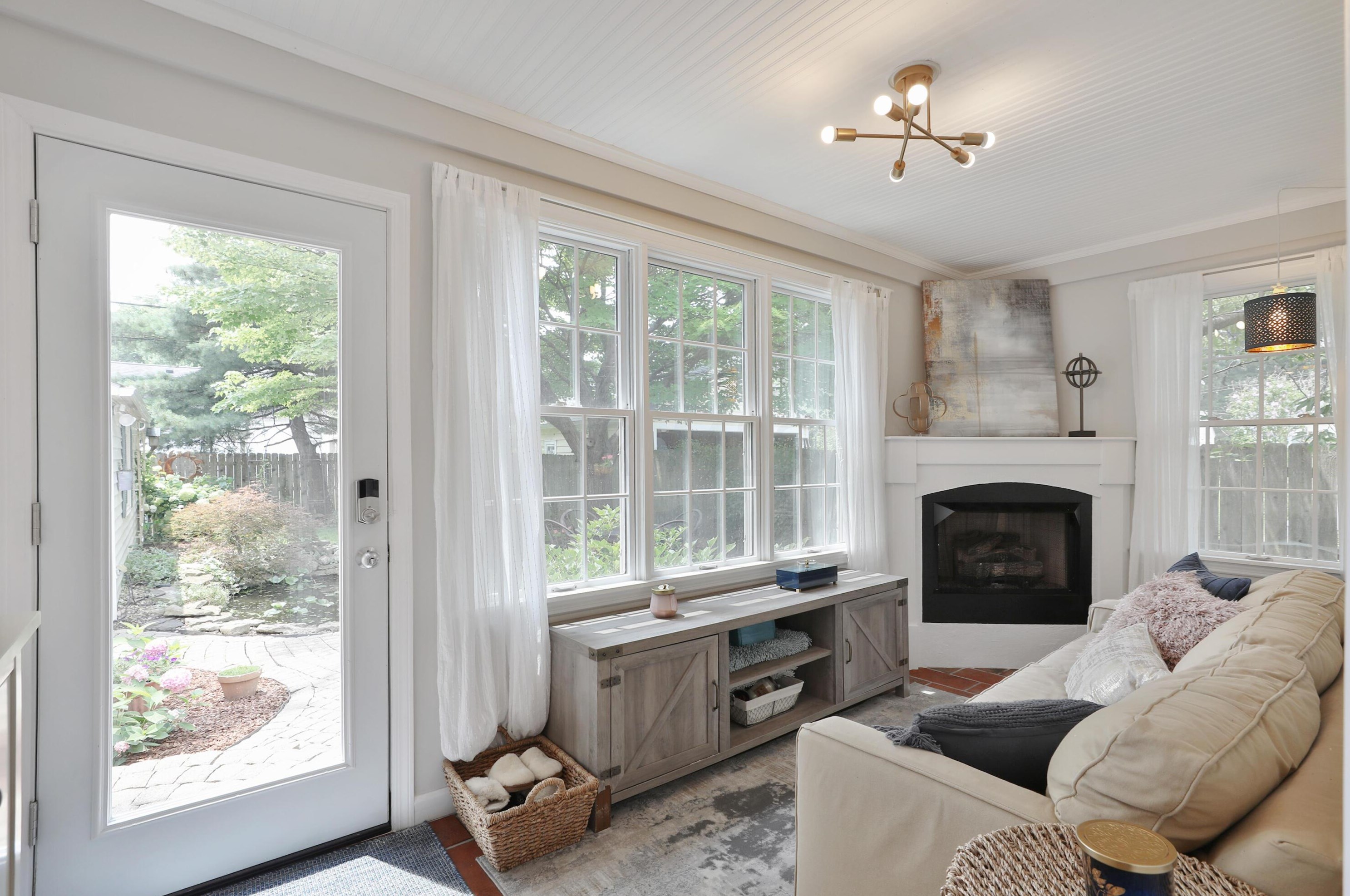 543 Richards Rd, Columbus OH 43214-3749 exterior