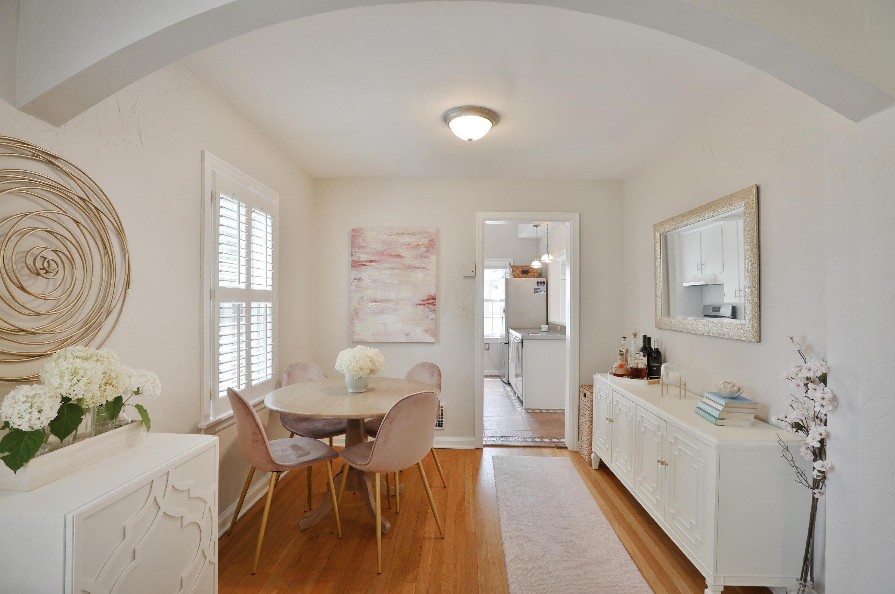 543 Richards Rd, Columbus OH 43214-3749 exterior