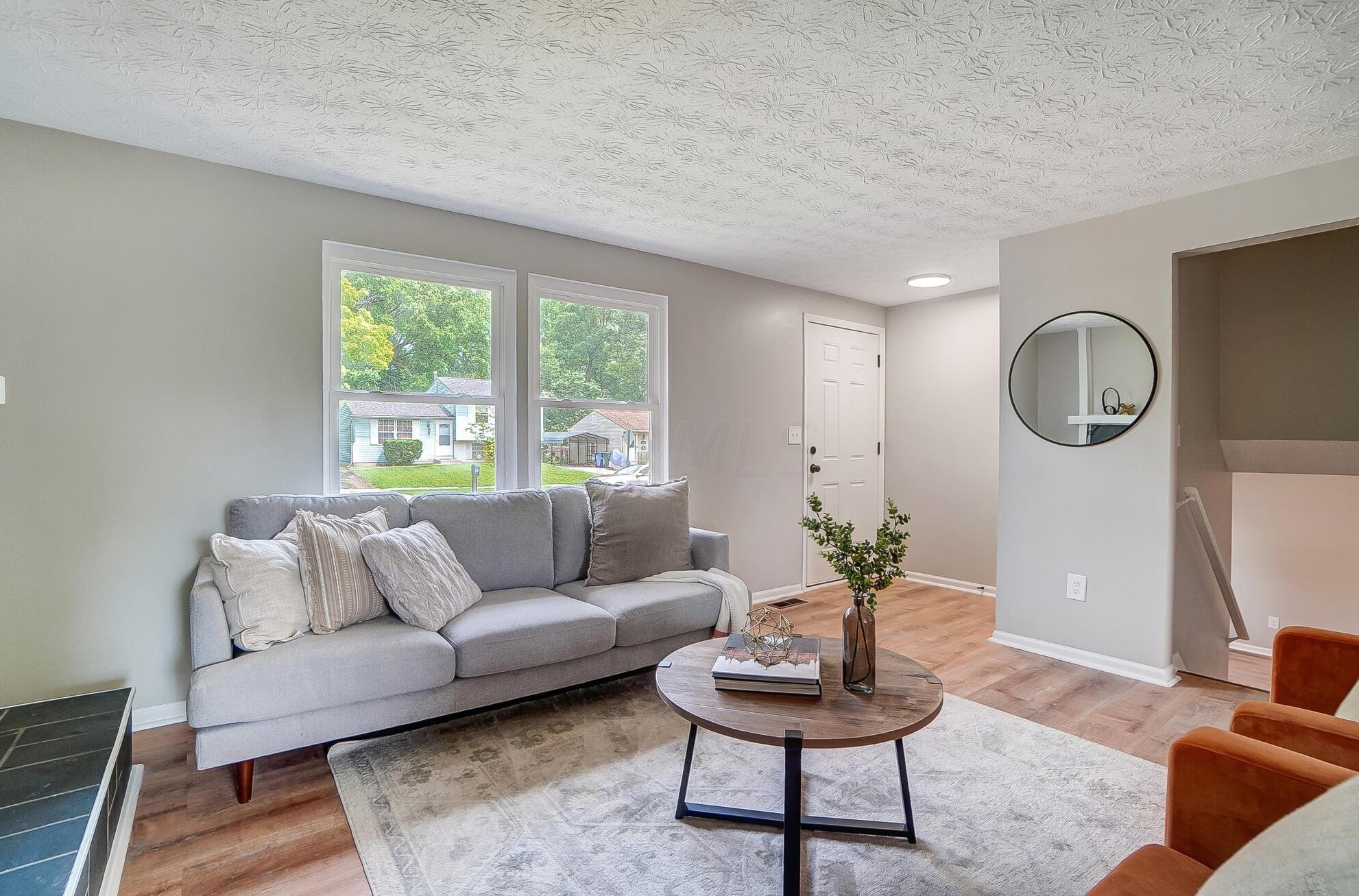 3137 Sandridge Ave, Columbus OH 43224-1847 exterior