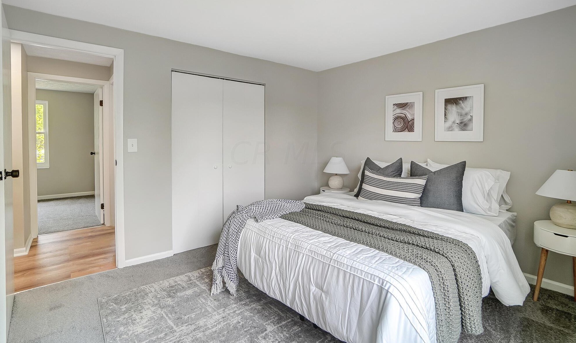 3137 Sandridge Ave, Columbus OH 43224-1847 exterior