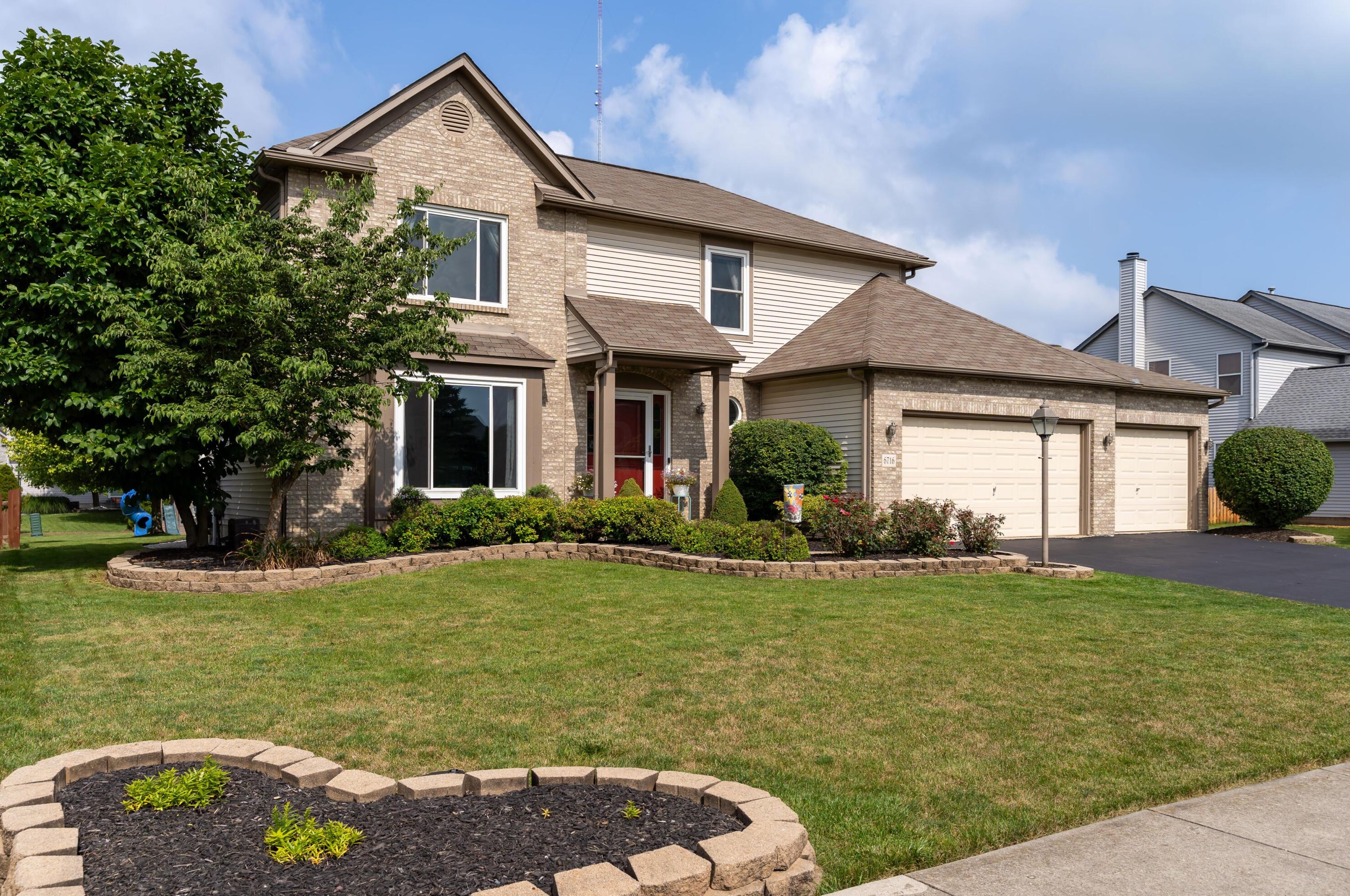 6716 Damson Pl, Westerville, OH 43082-9682