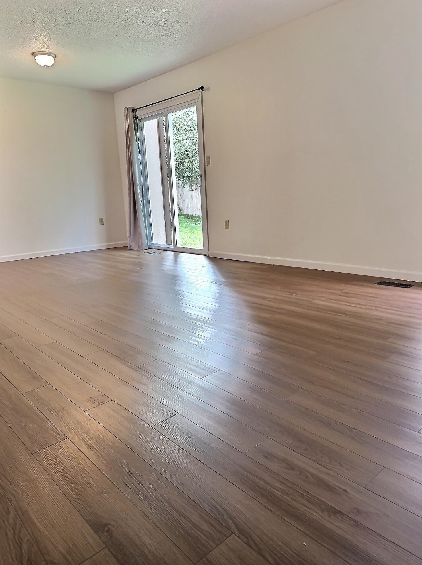 875 Tamara Dr, Columbus OH 43230-3273 exterior