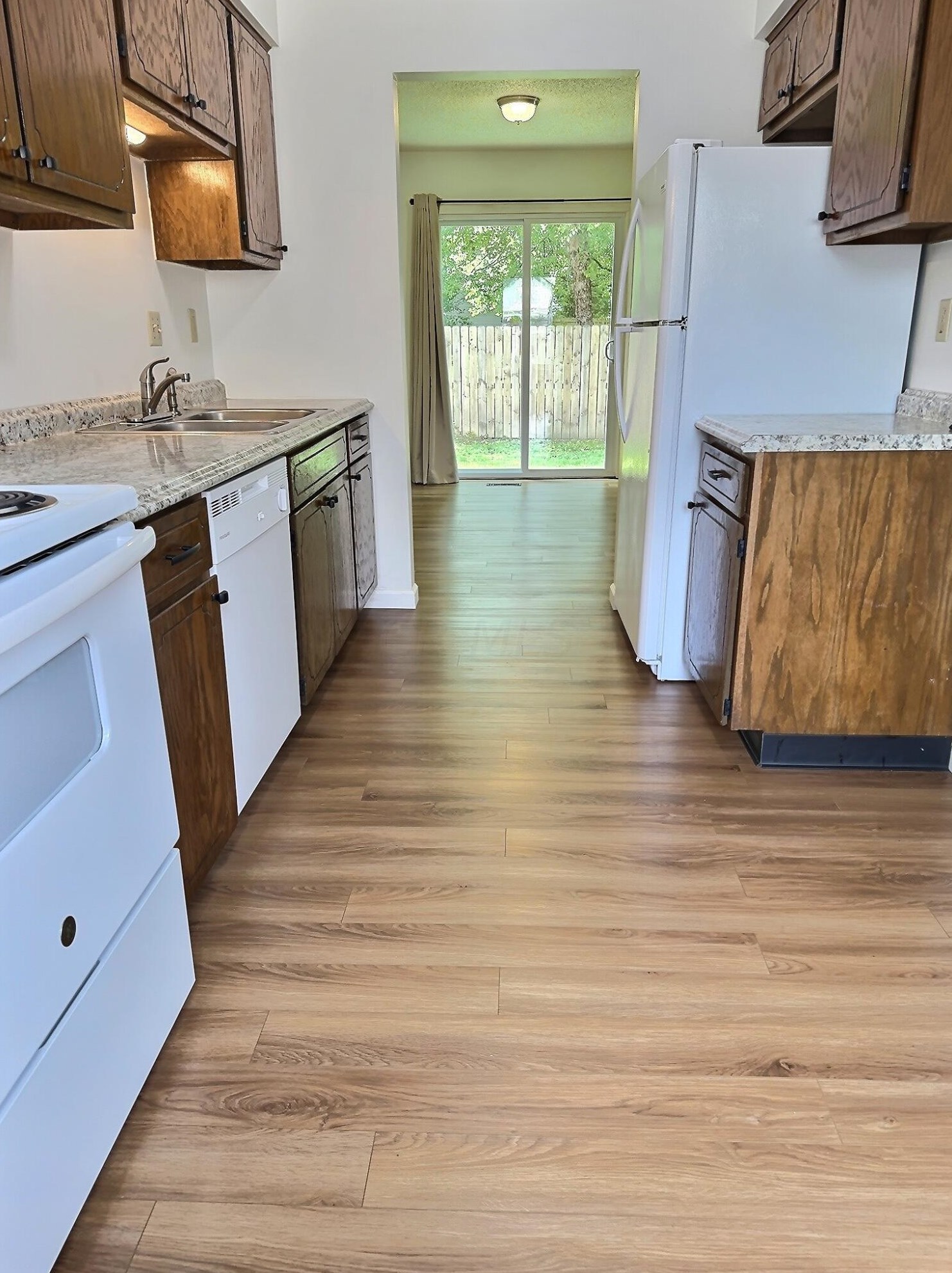 875 Tamara Dr, Columbus OH 43230-3273 exterior