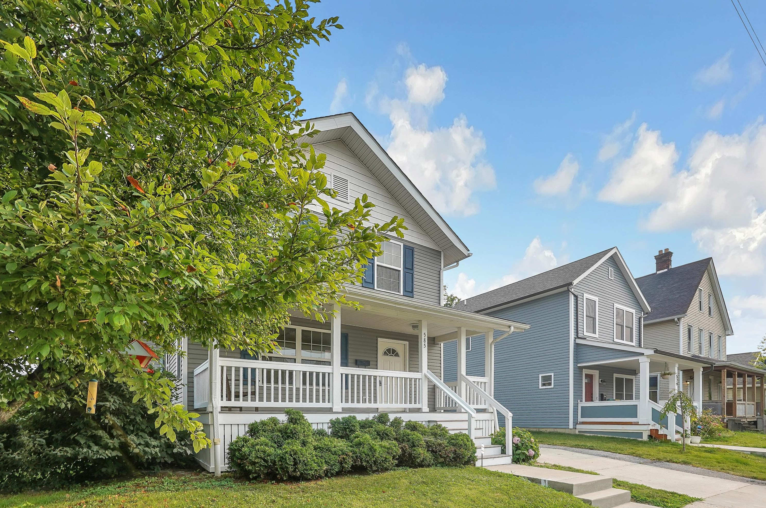 585 Siebert St, Columbus, OH 43206-2847