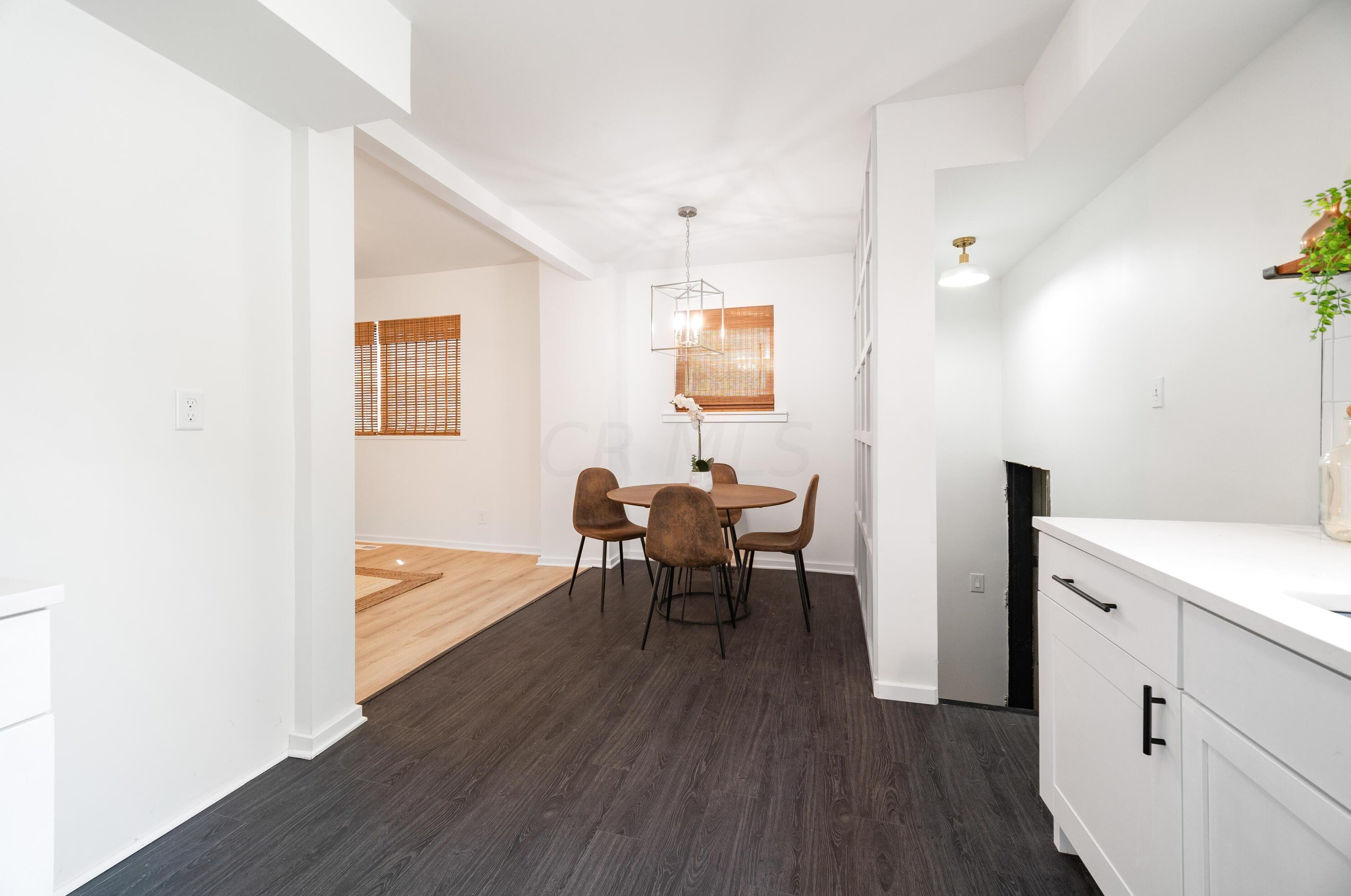 205 Oakley Ave, Columbus OH  43204-3218 exterior