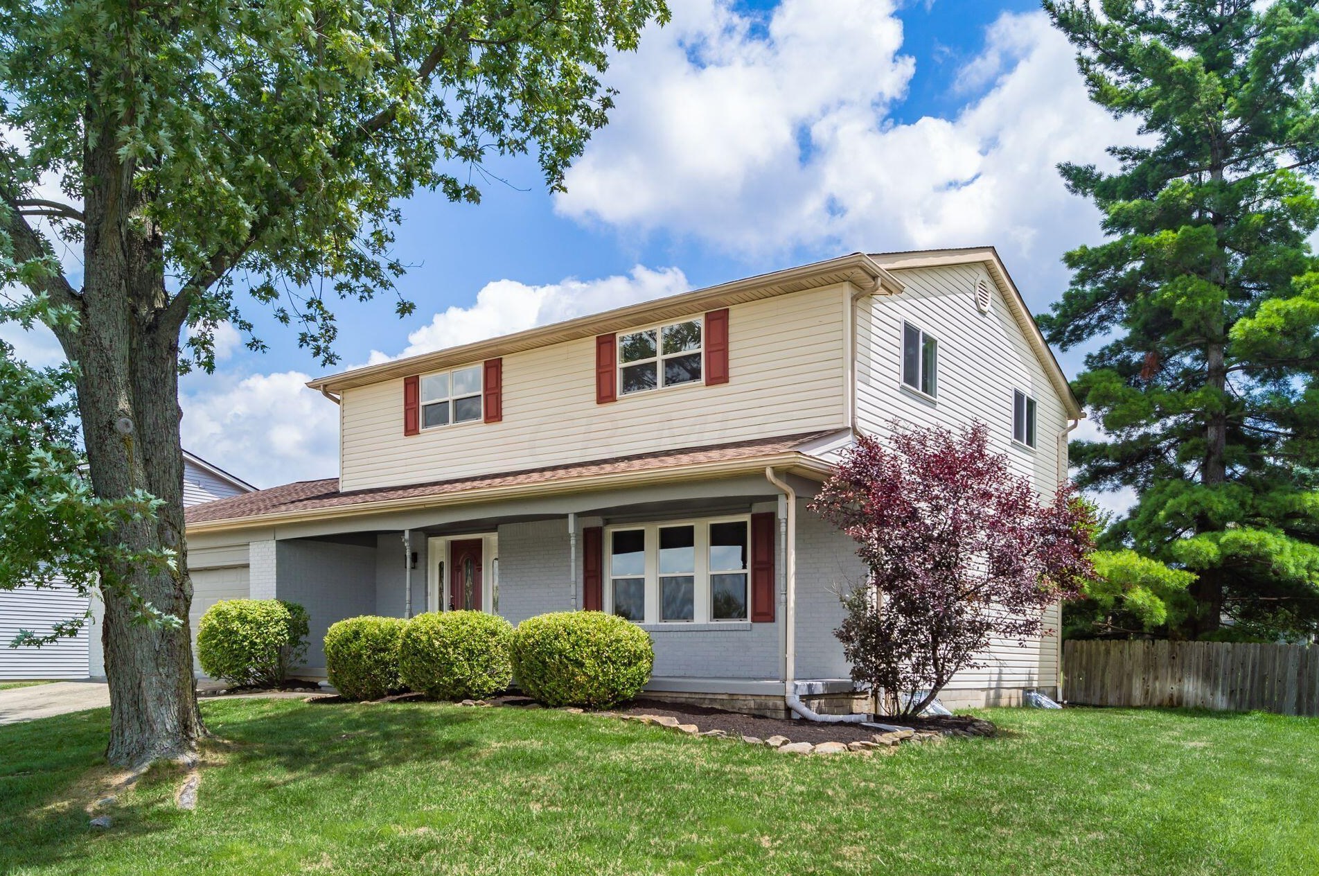 260 Helmbright Dr, Columbus OH  43230-3236 exterior