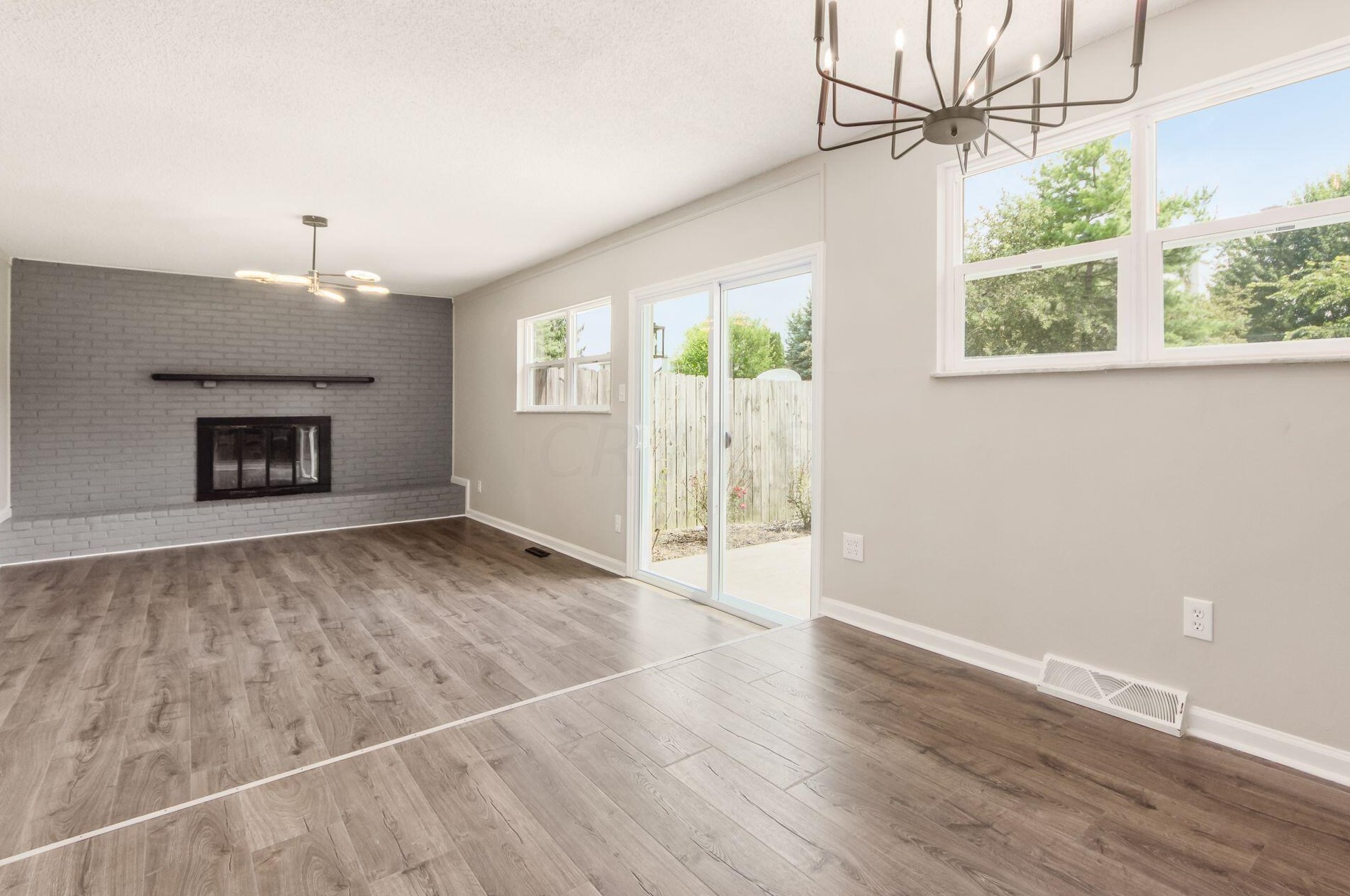 260 Helmbright Dr, Columbus OH  43230-3236 exterior