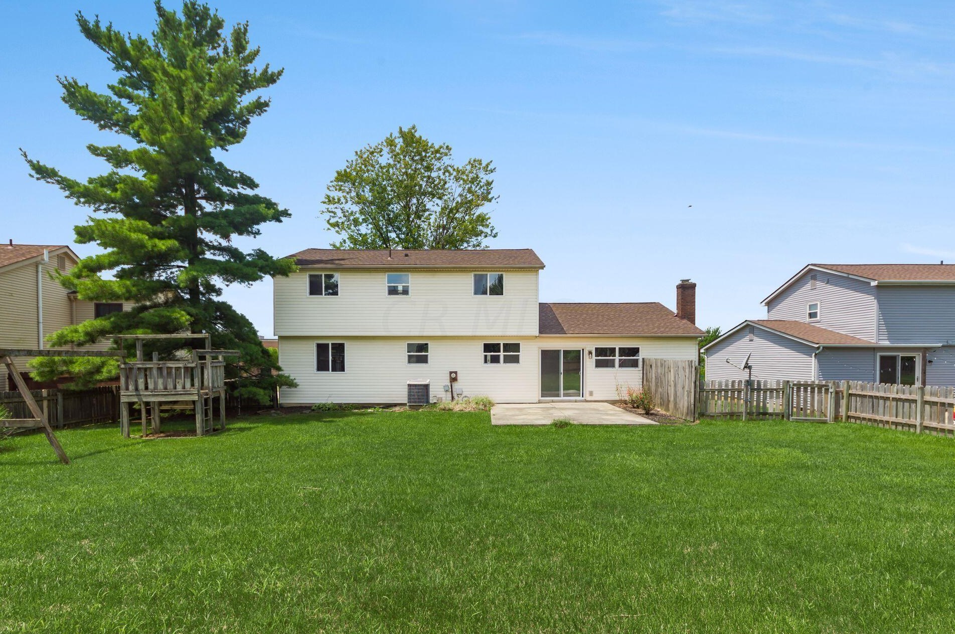 260 Helmbright Dr, Columbus OH  43230-3236 exterior