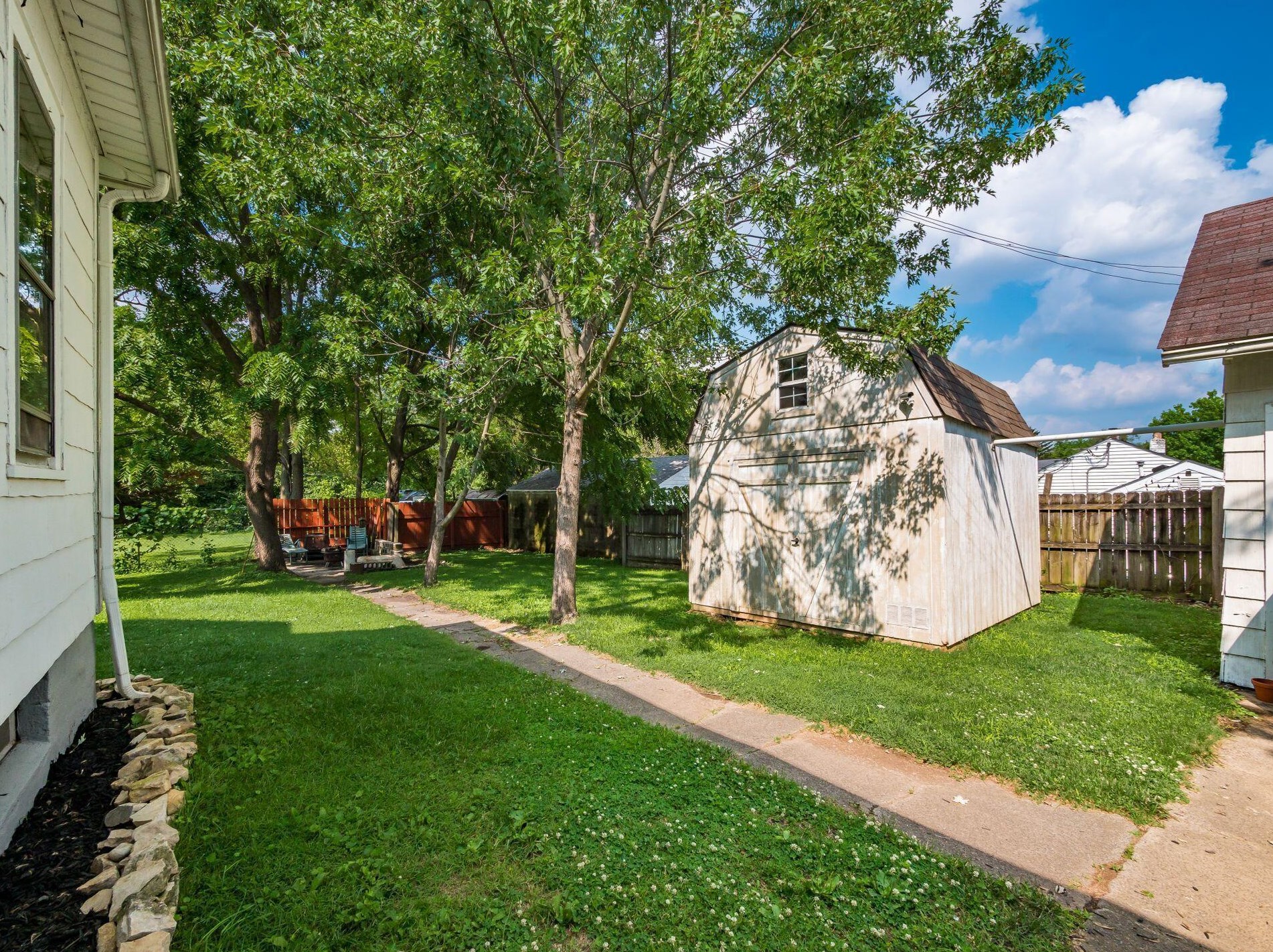 100 Colton Rd, Columbus OH 43207-3840 exterior