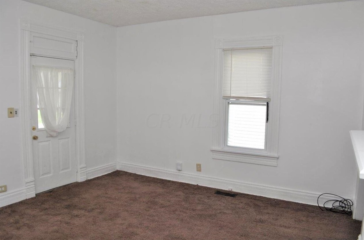 900 Broad St, Lancaster OH  43130-4624 exterior