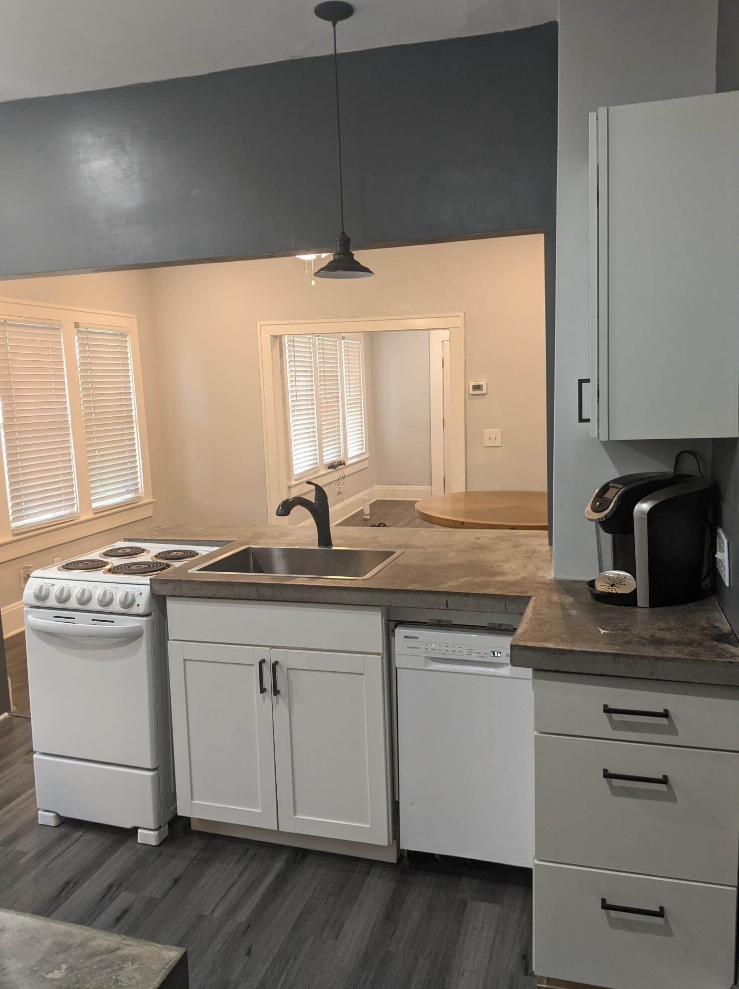 284 Nashoba Ave, Columbus OH  43223-1256 exterior