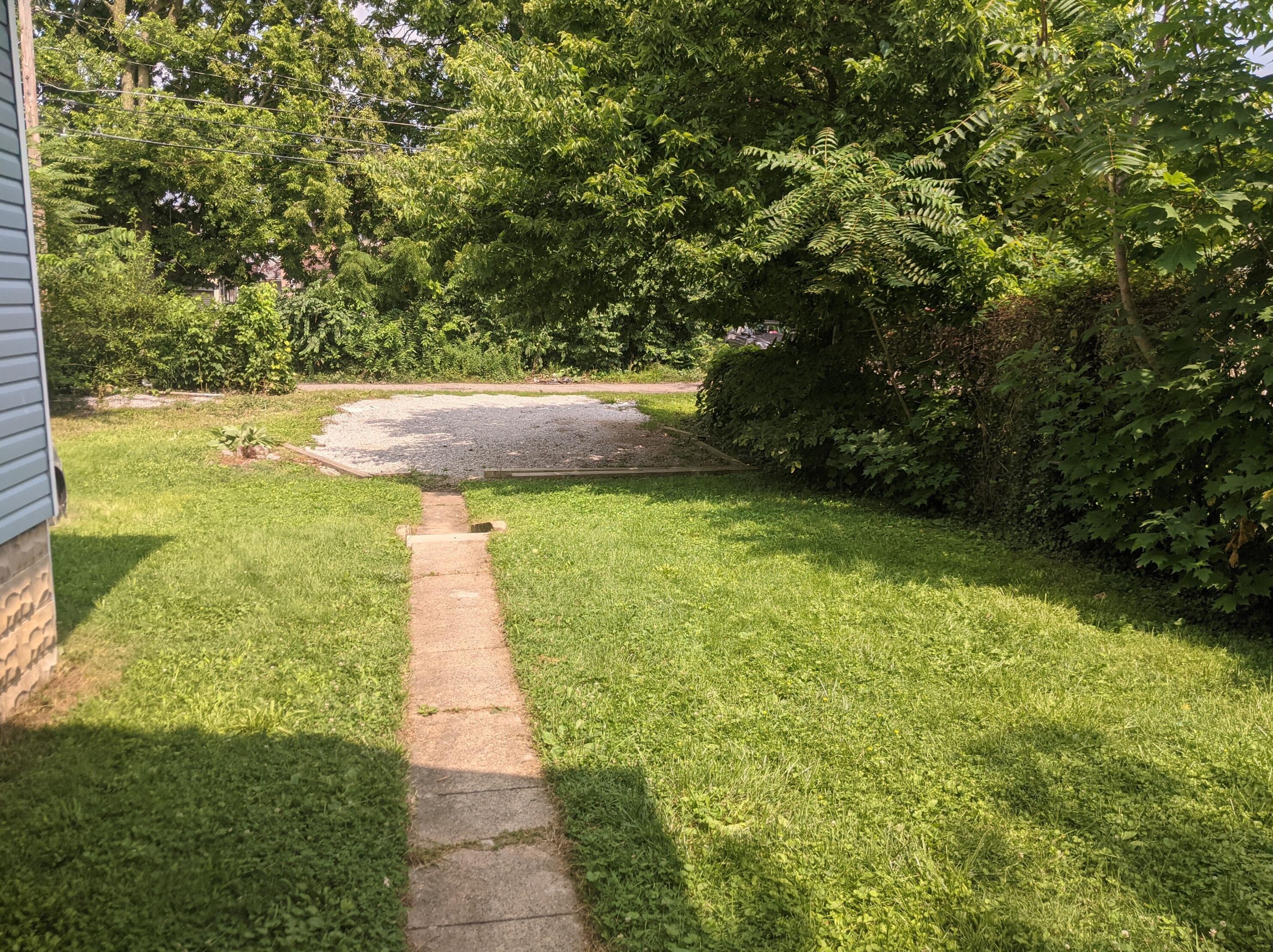 284 Nashoba Ave, Columbus OH  43223-1256 exterior