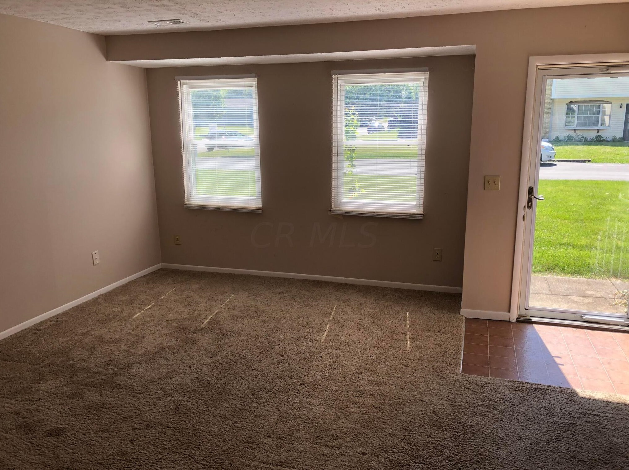 1697 Park Row Dr, Columbus, OH 43235-4328