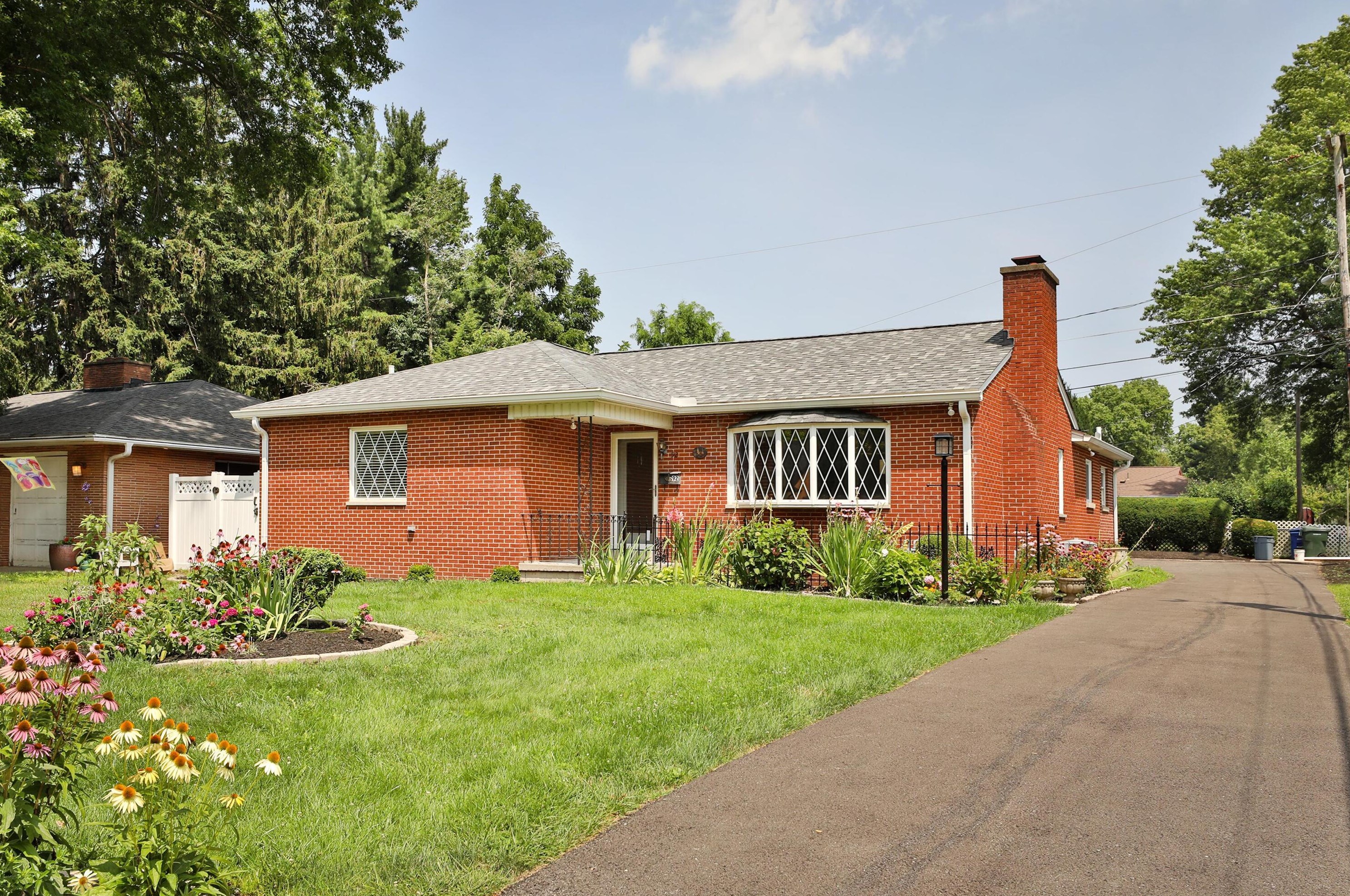 92 Ceramic Dr, Columbus, OH 43214-3004