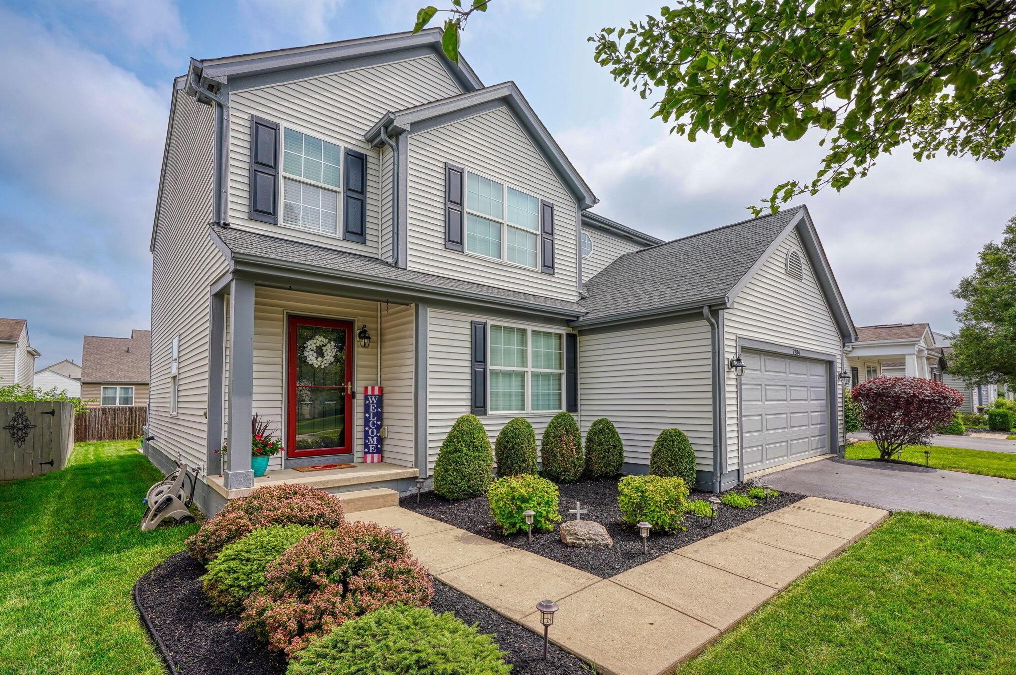 7284 Emerald Tree Dr, Cnl Wnchstr, OH 43110-8341
