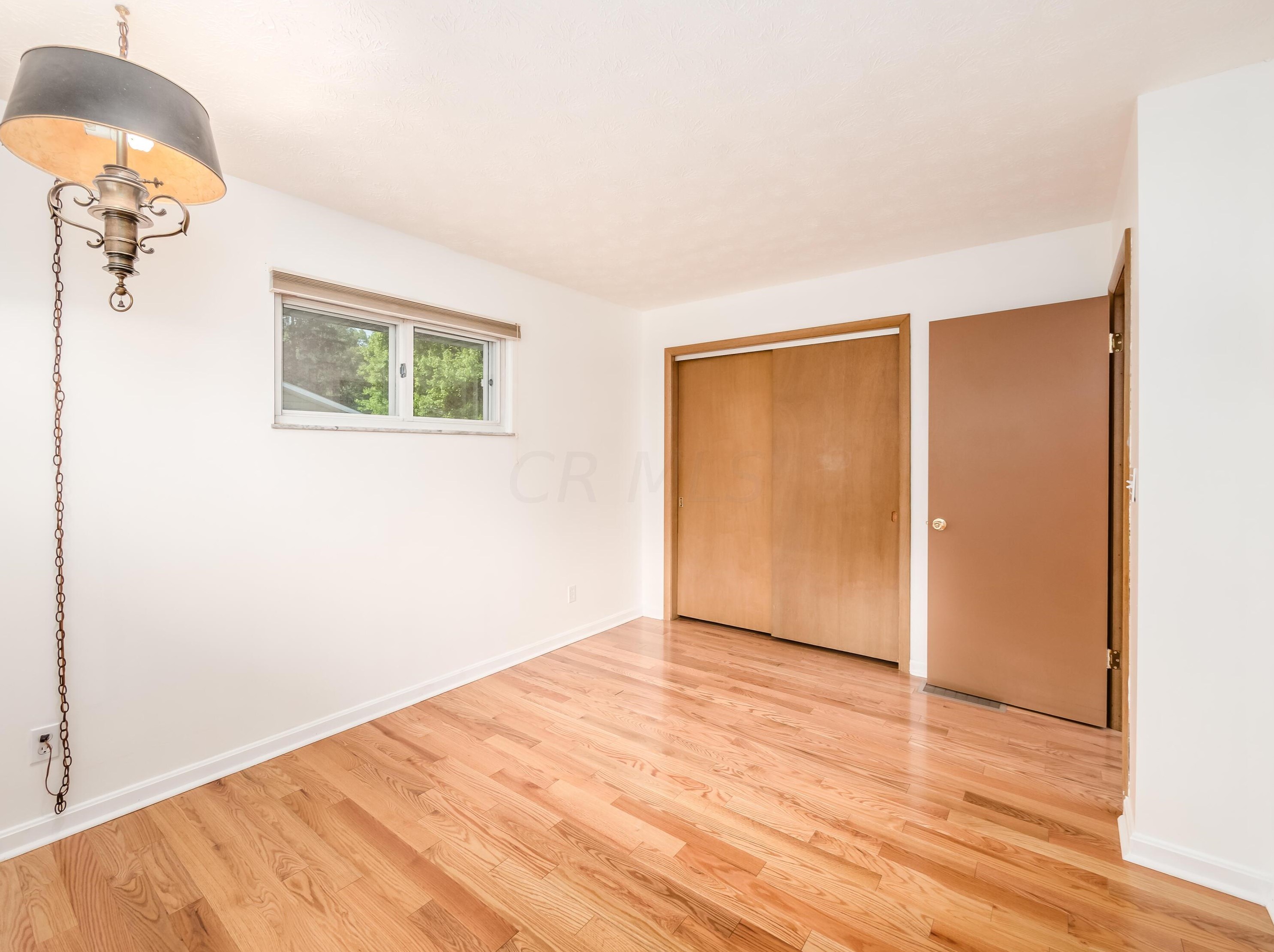 1486 Hickory Run Dr, Columbus OH 43204-1517 exterior