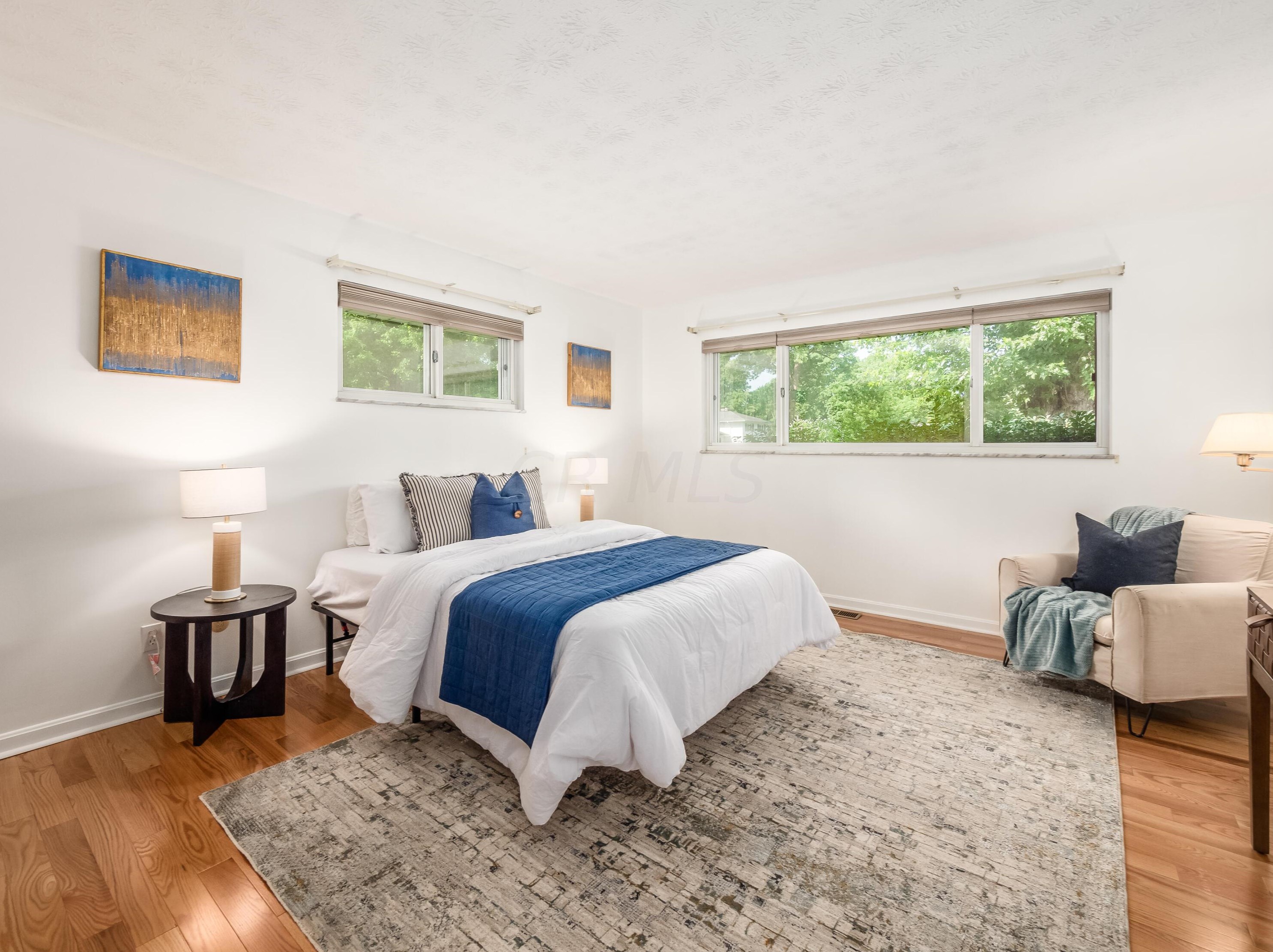 1486 Hickory Run Dr, Columbus OH 43204-1517 exterior